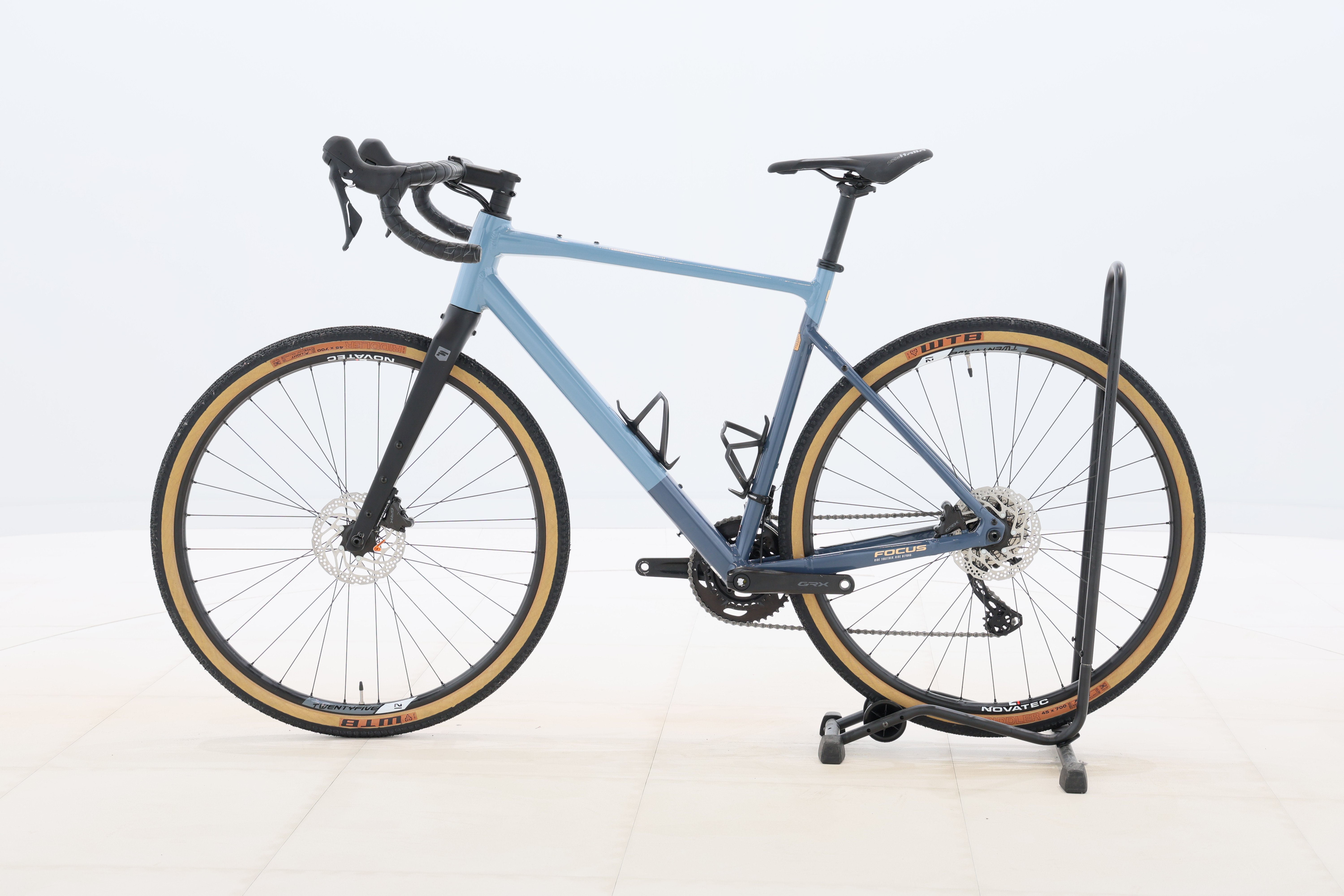 91d04e02-4a96-4364-9faa-77aa28a17792