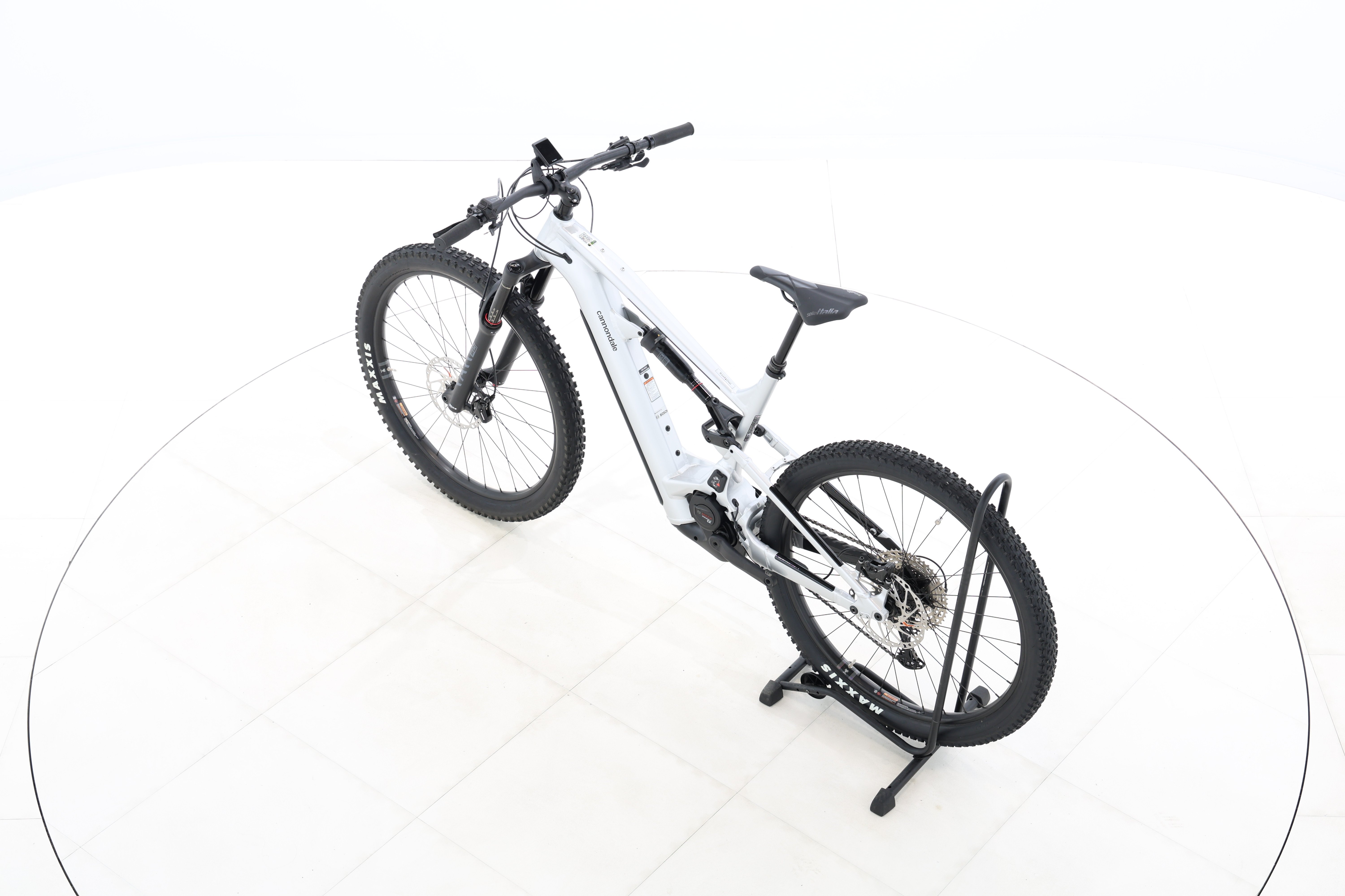 d3bc7dc6-b968-4f7e-8c0d-a3ea8c8b8159