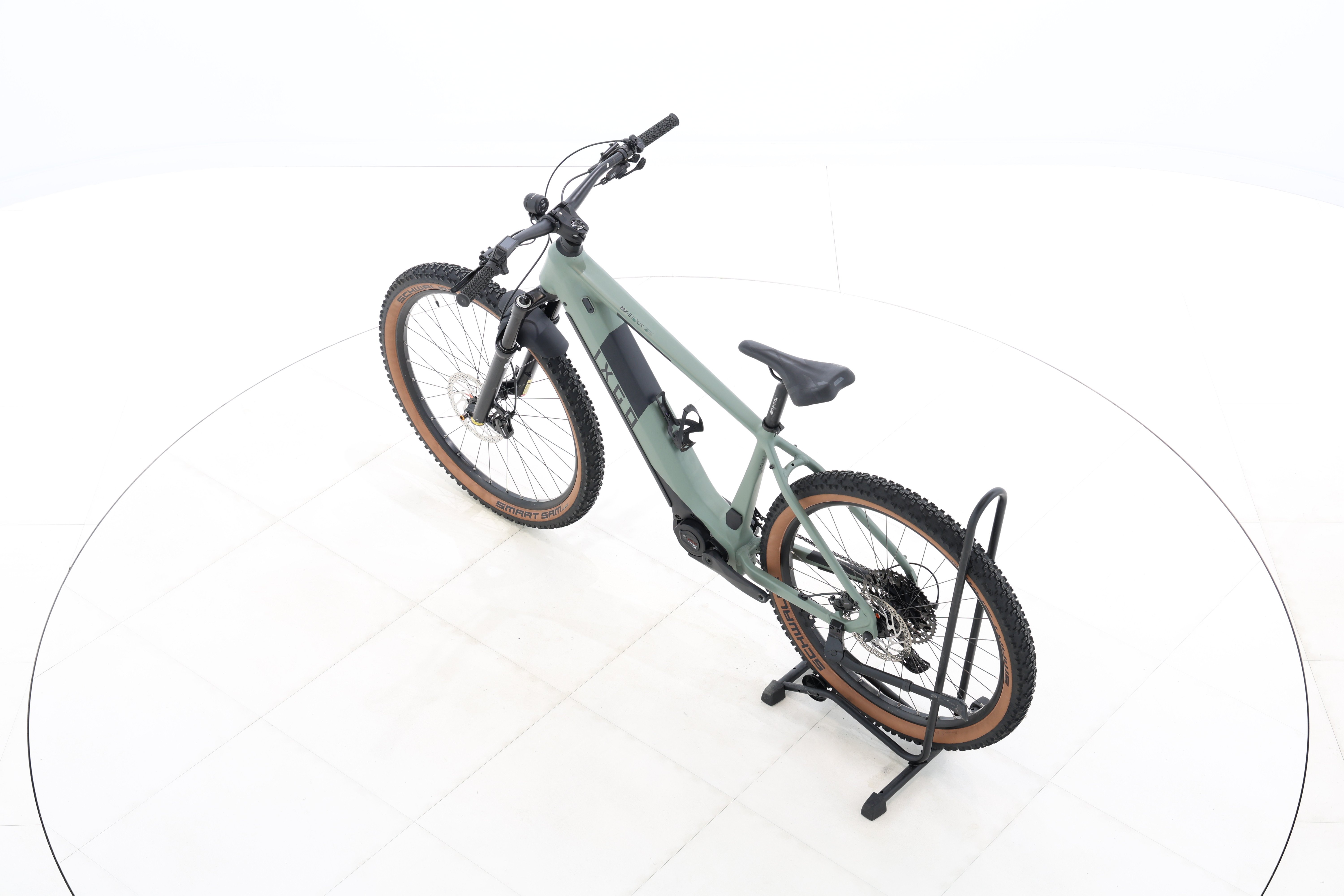 a03880a3-bf11-40b4-af85-368521d6f942