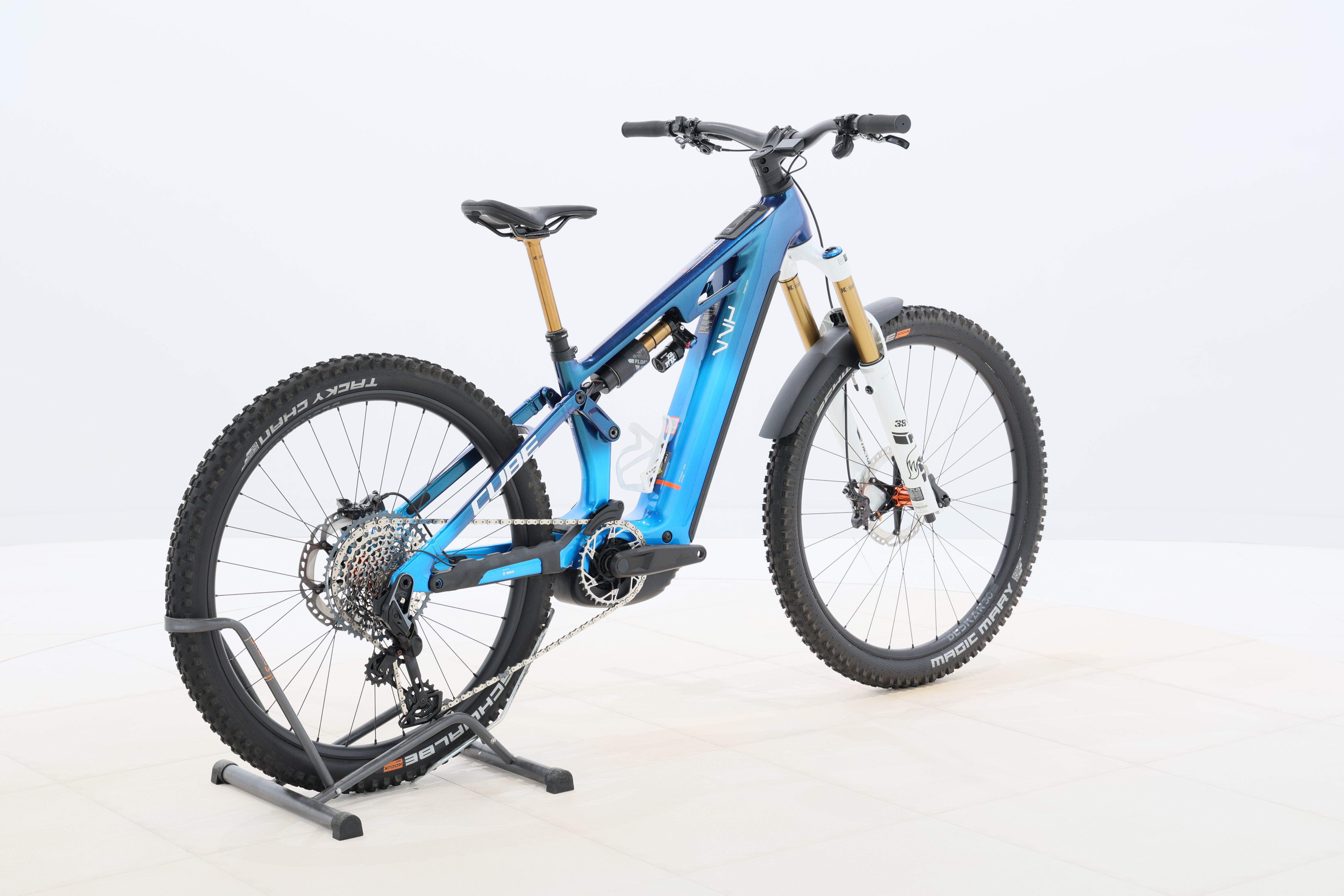 85b56374-e259-45be-a4a2-fef1ea30cd19