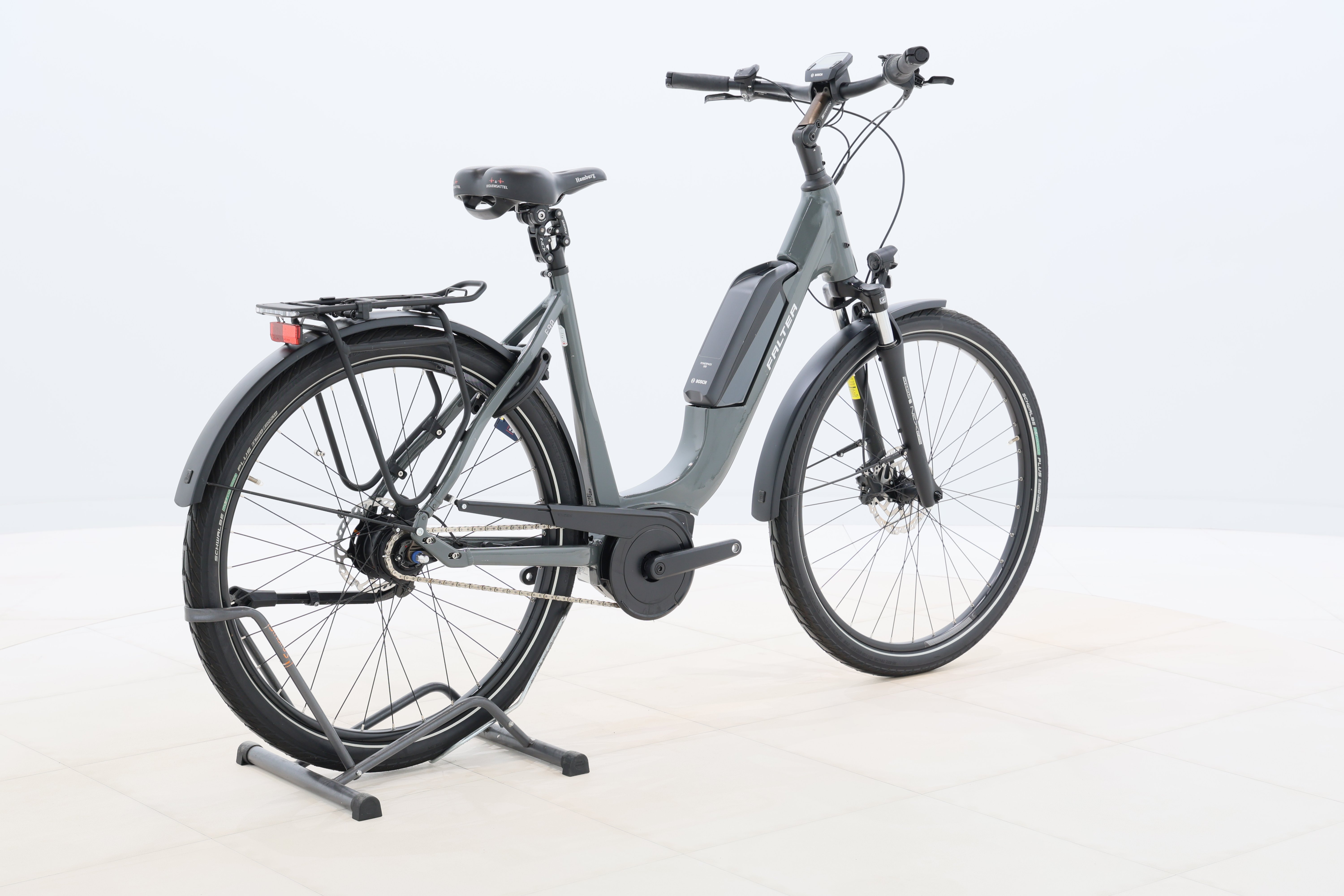 03fe565d-5cde-4e04-a9ef-9e602e09fb1e