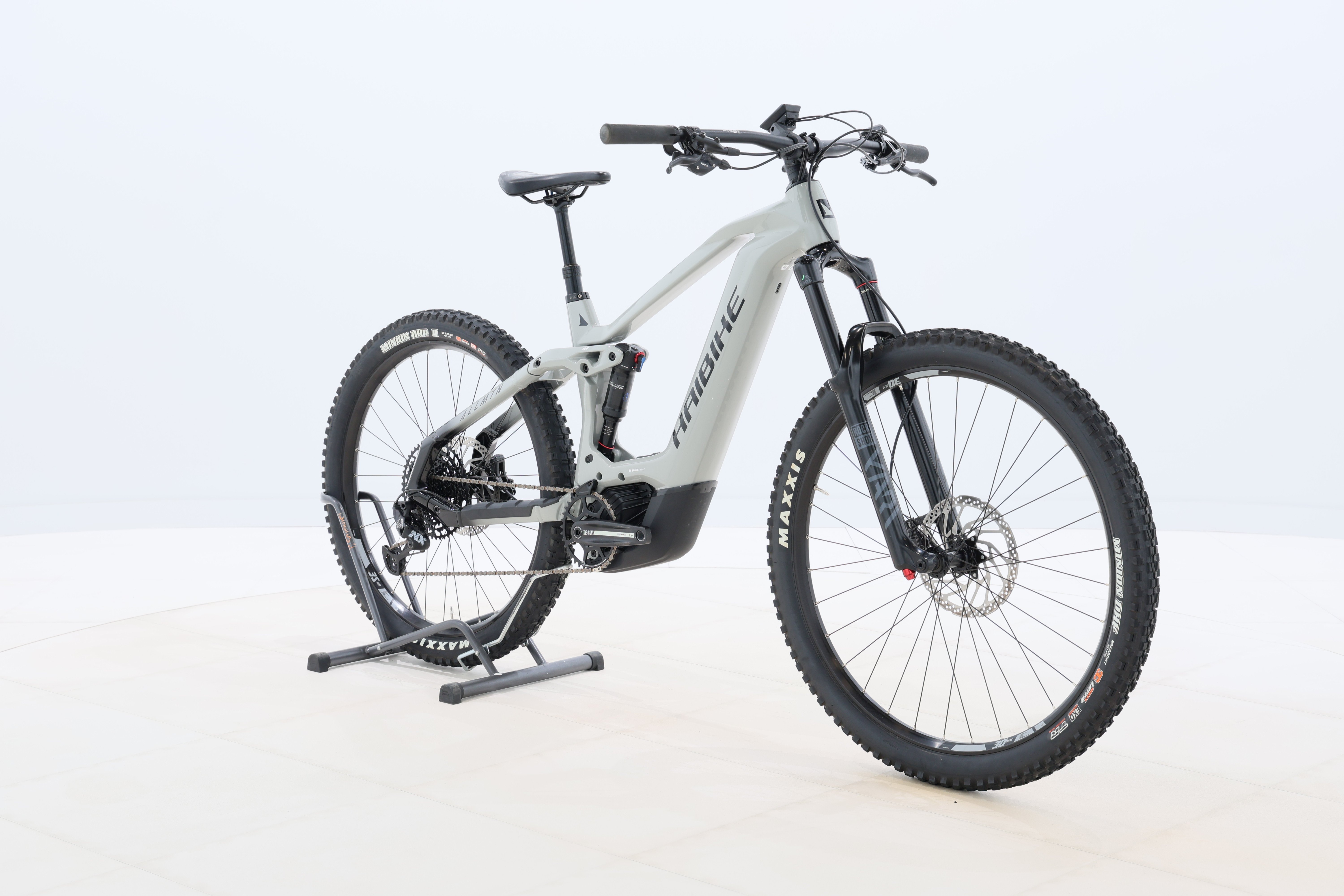 c4a7d130-c192-4196-87d2-7836a9d690cd