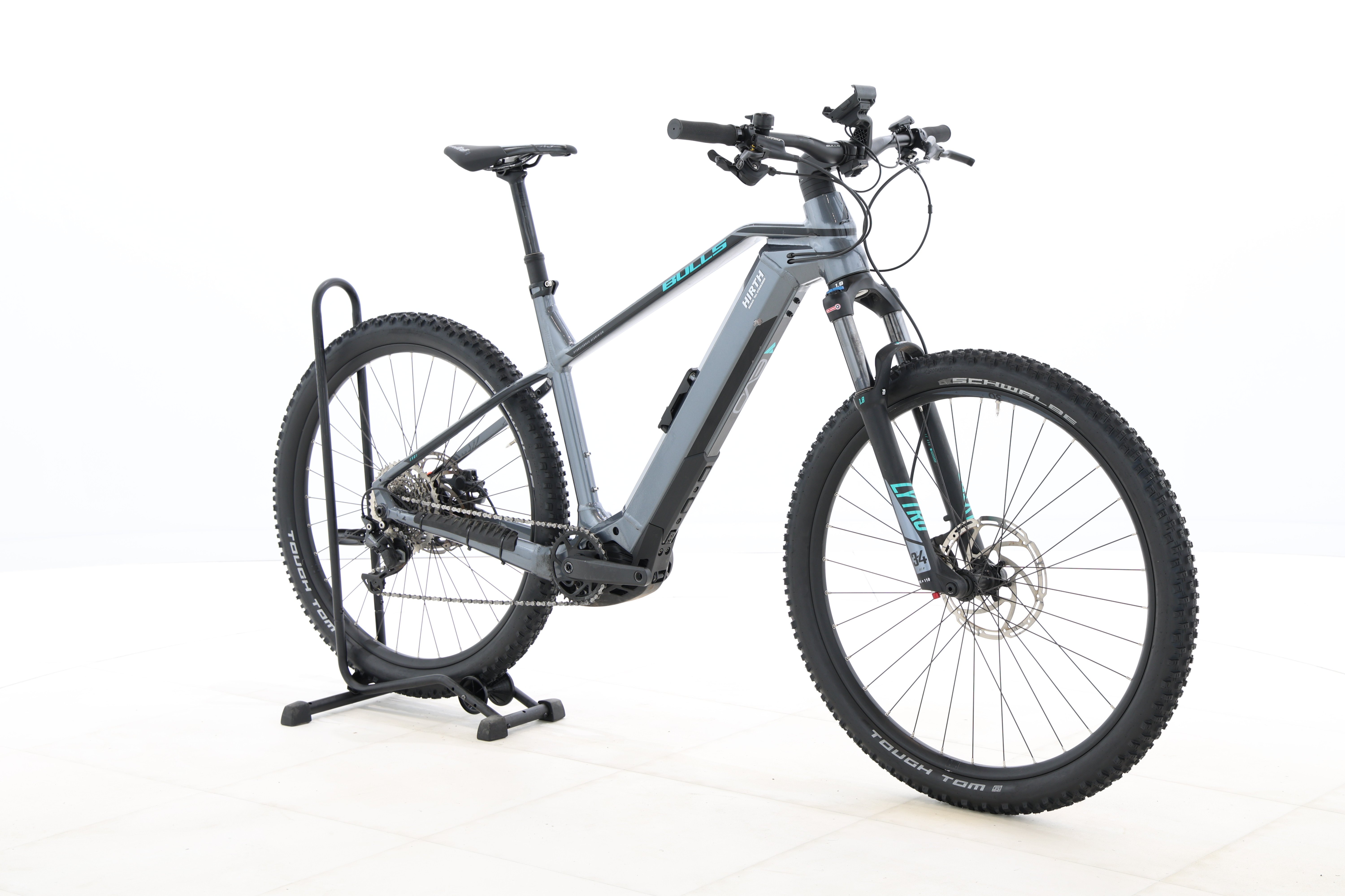 a933b77e-8780-49d3-9c33-3d8704e8a40d