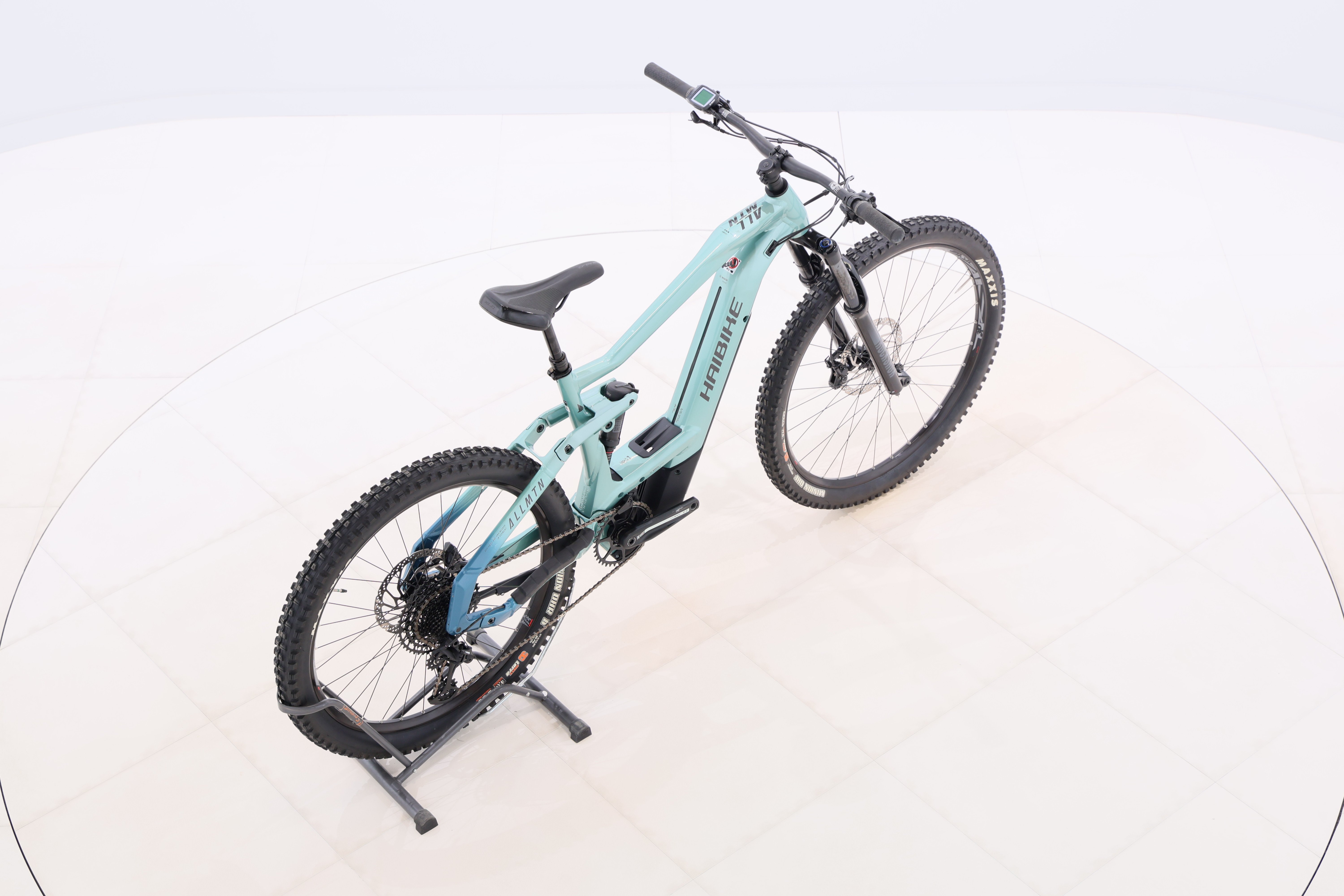 949efcb8-62bb-402d-bd1d-f4c40e20b1c9