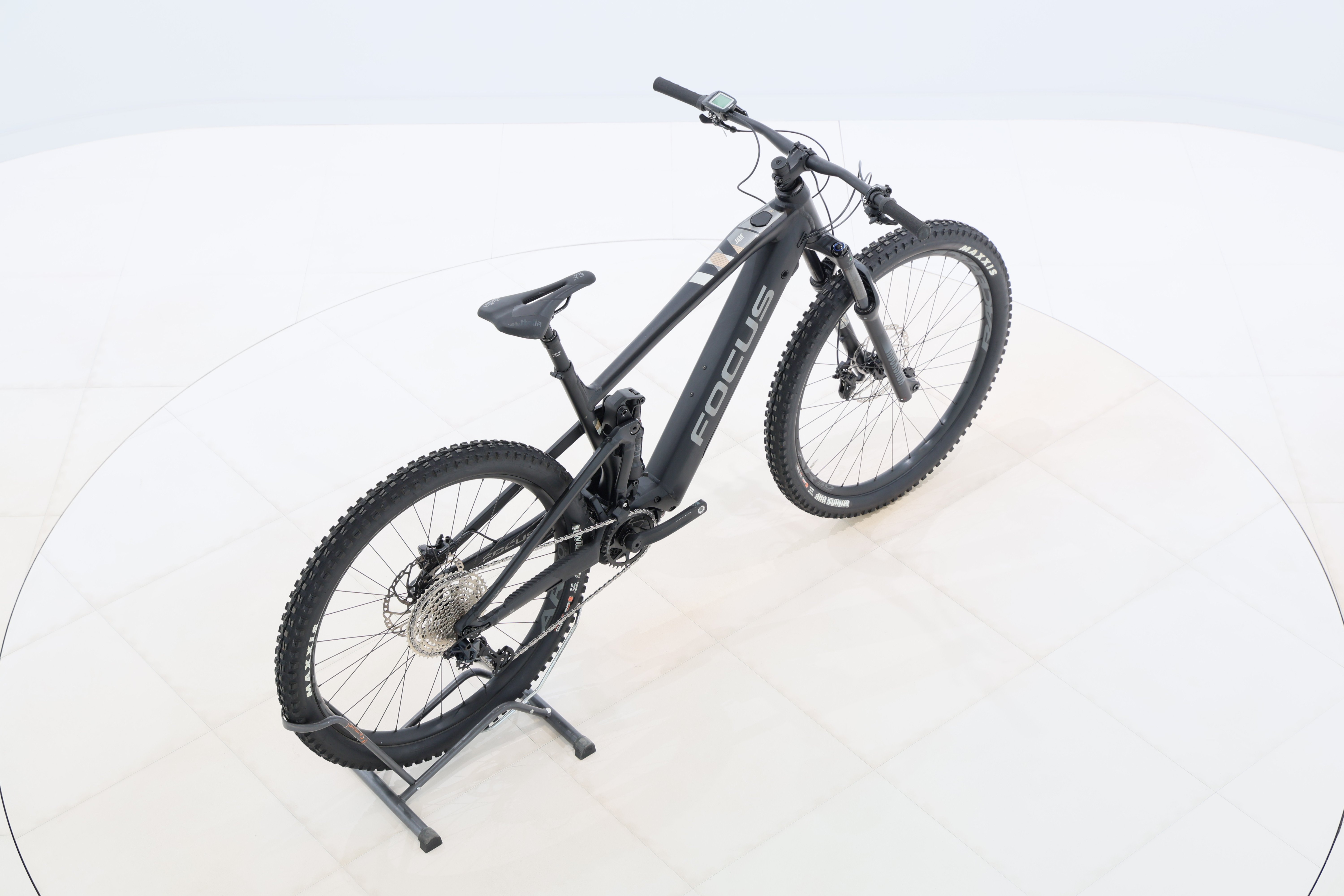 74aabd53-0bf5-43c1-8e7d-38138a1a8123