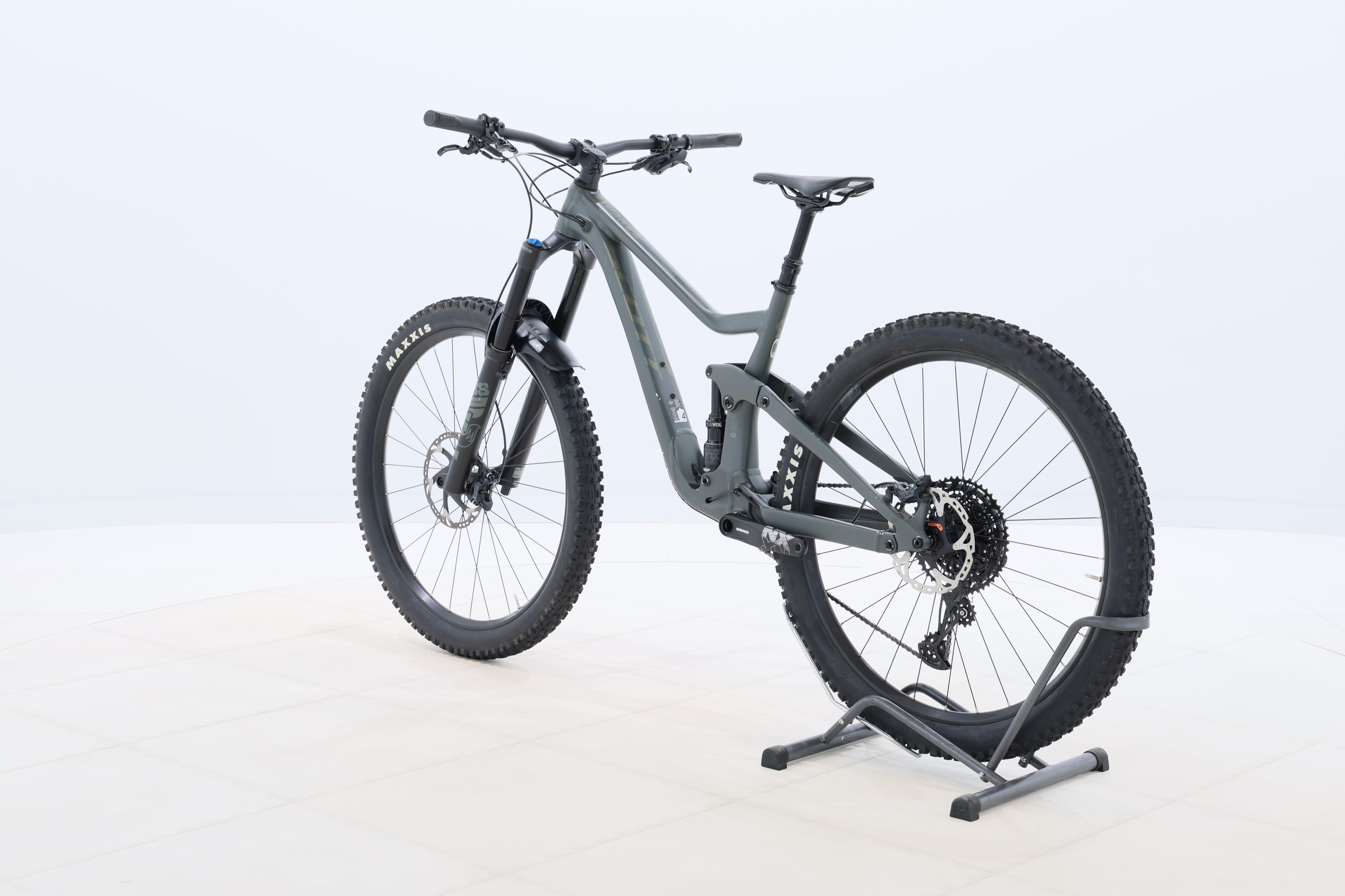 fd060d48-3f68-41e9-ae16-d60e9378068a