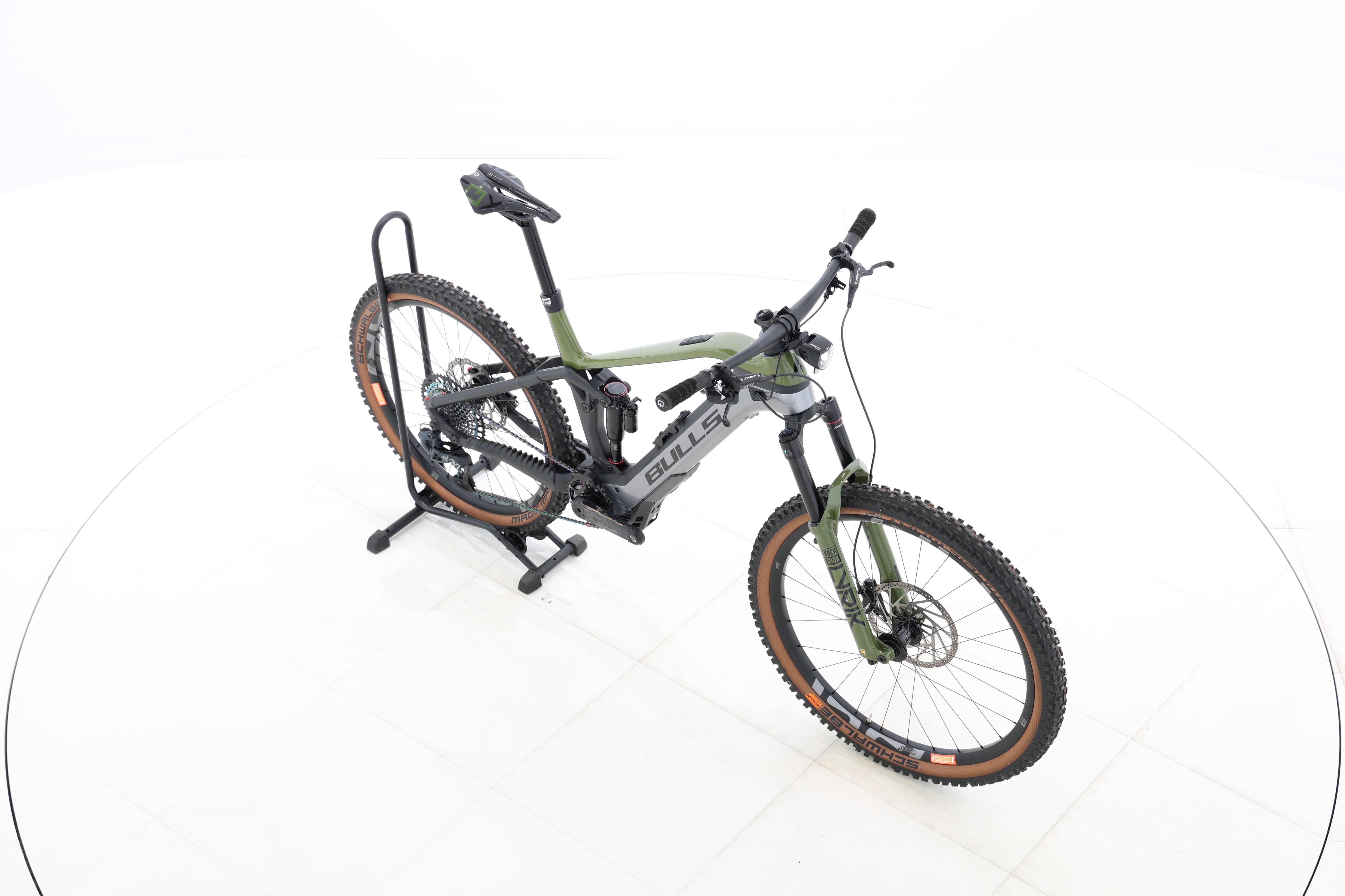 cf885377-3bdb-4635-b5a9-94667b3f3193