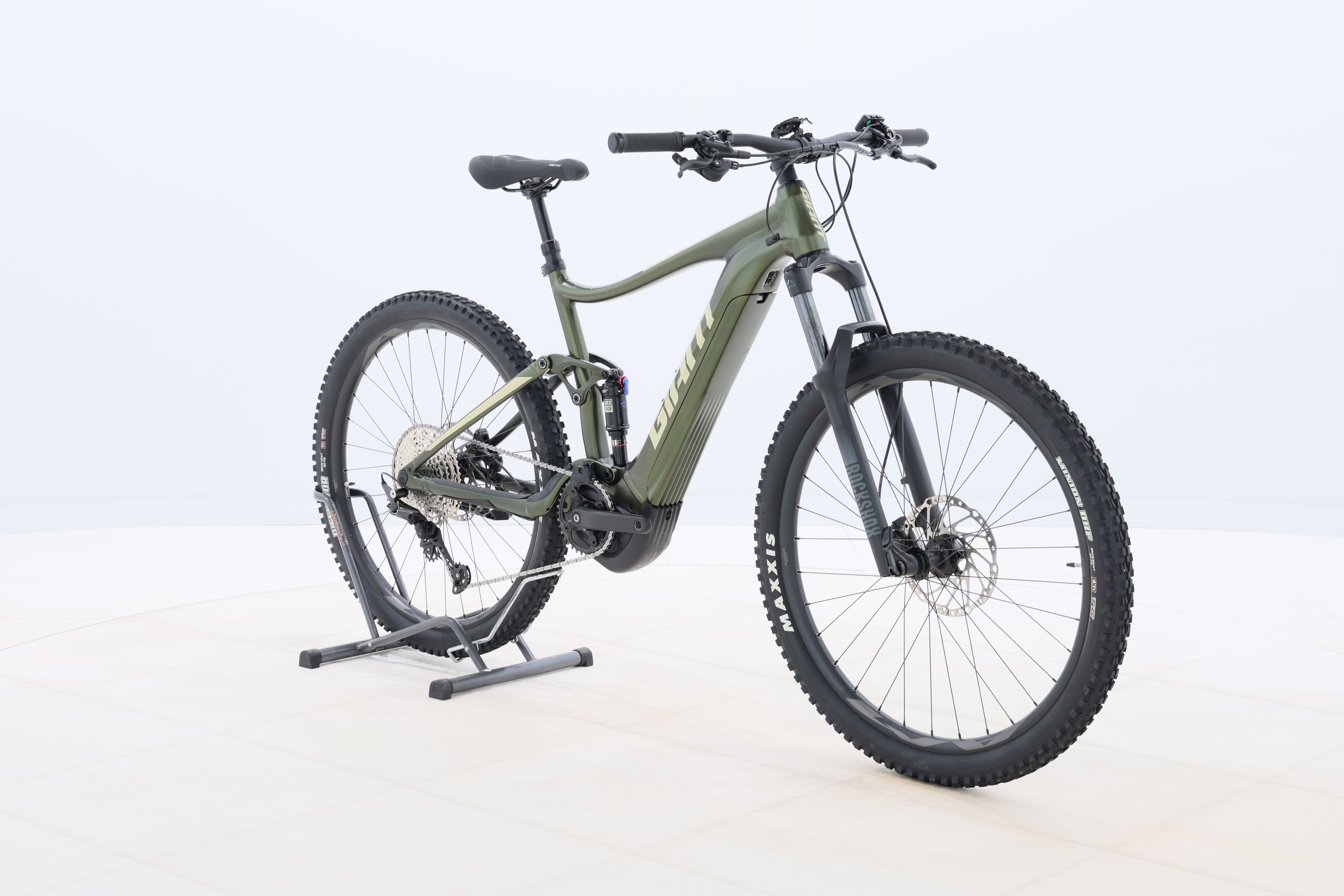 e9deafc1-f547-4ab5-a0a8-fa57b18dc9c9