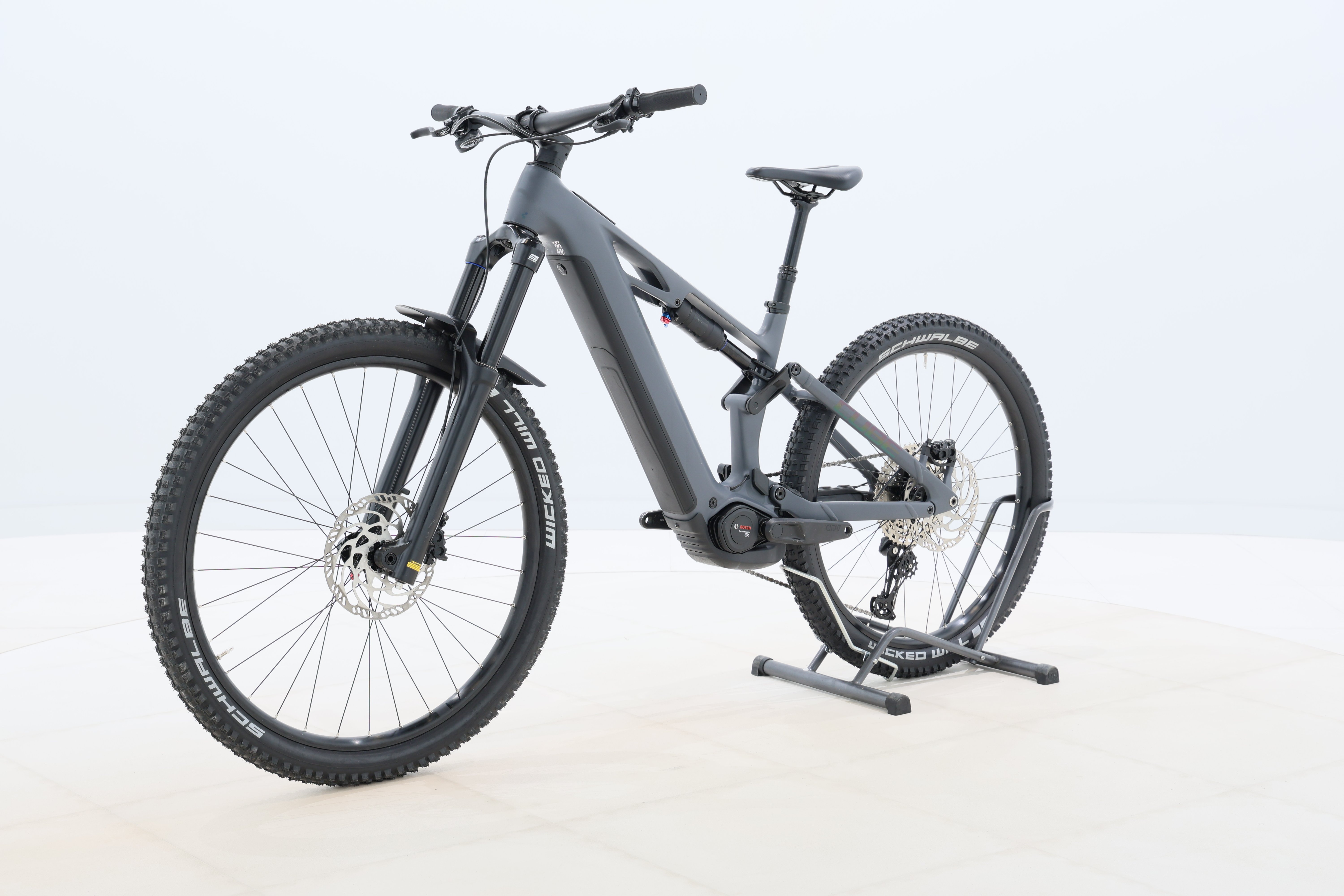 b5d6056c-6c67-42f5-b575-f552944bb0ab