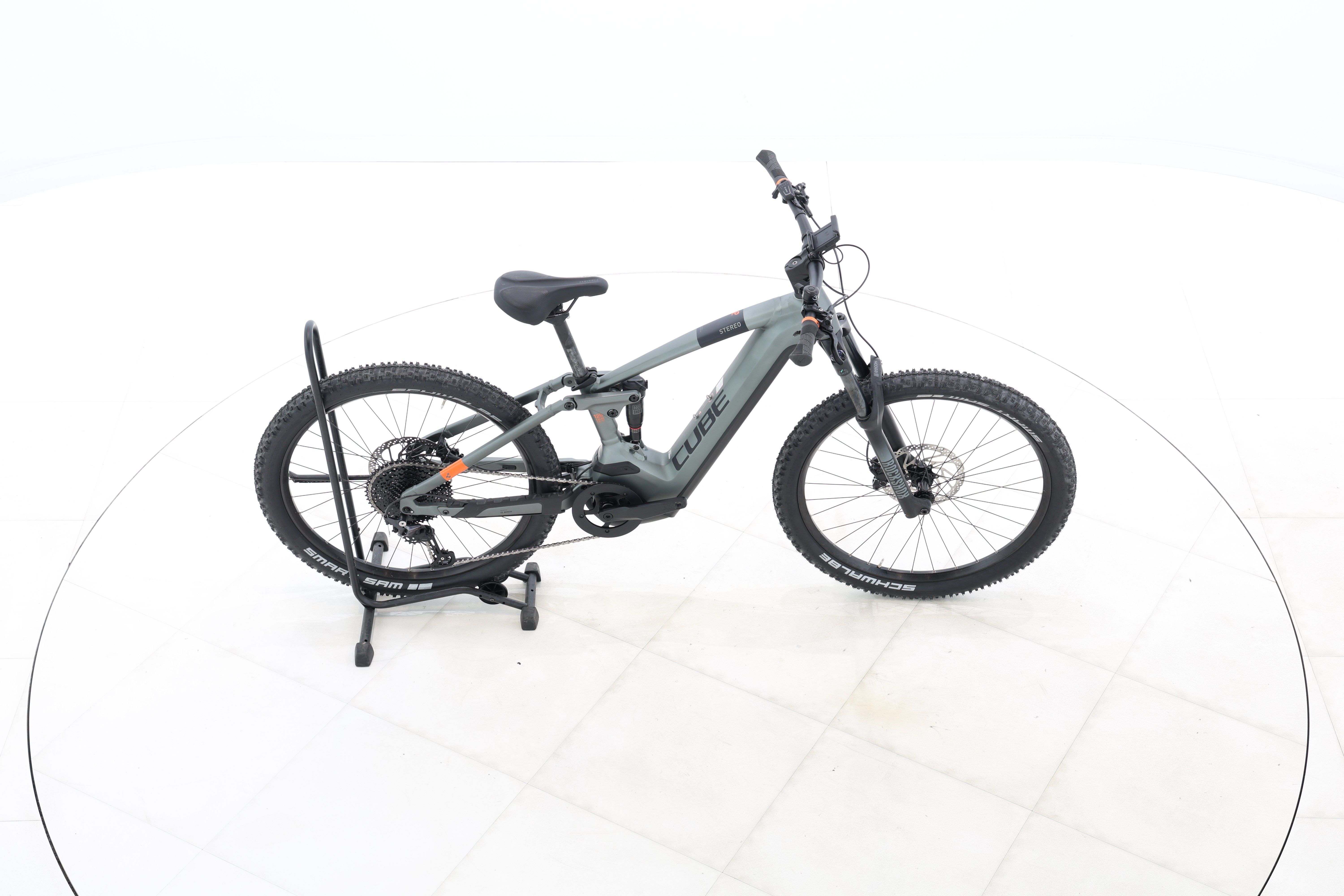 9e246d14-7436-4d13-a7ff-27d042378c8e