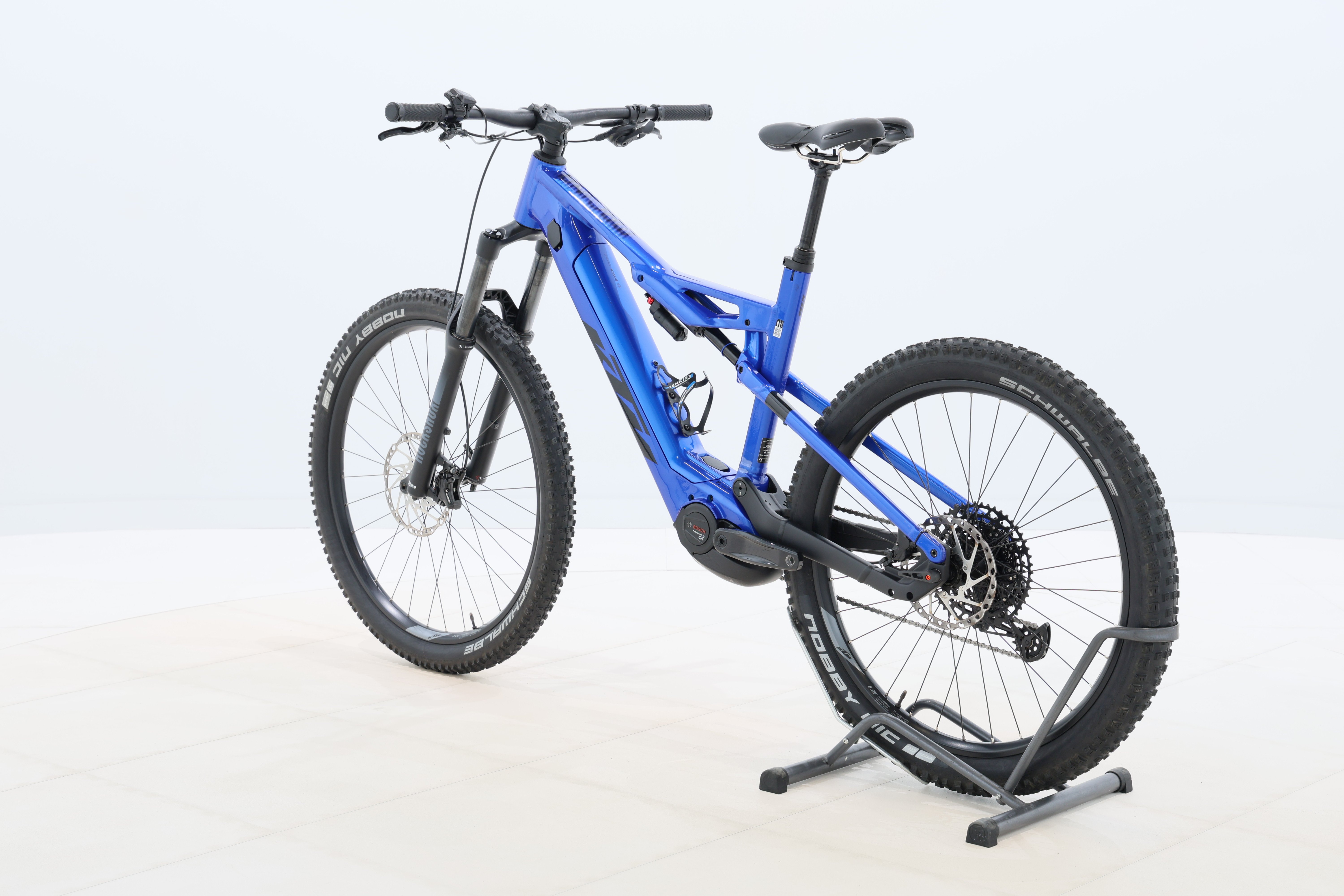 b4ab1319-f5fc-4123-a159-468d9258ab81