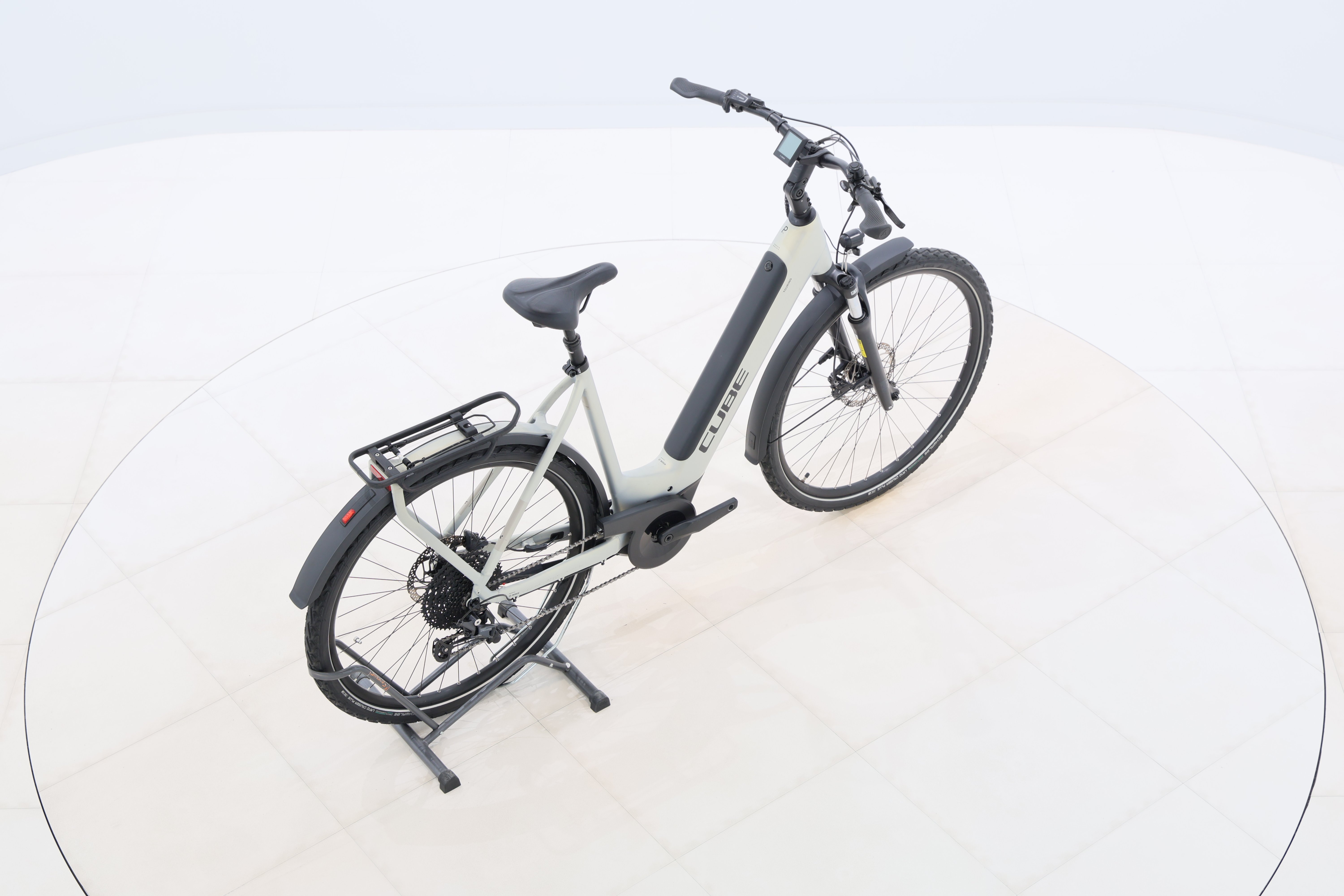 b8ceb903-0430-4a3d-b4c6-292280851705