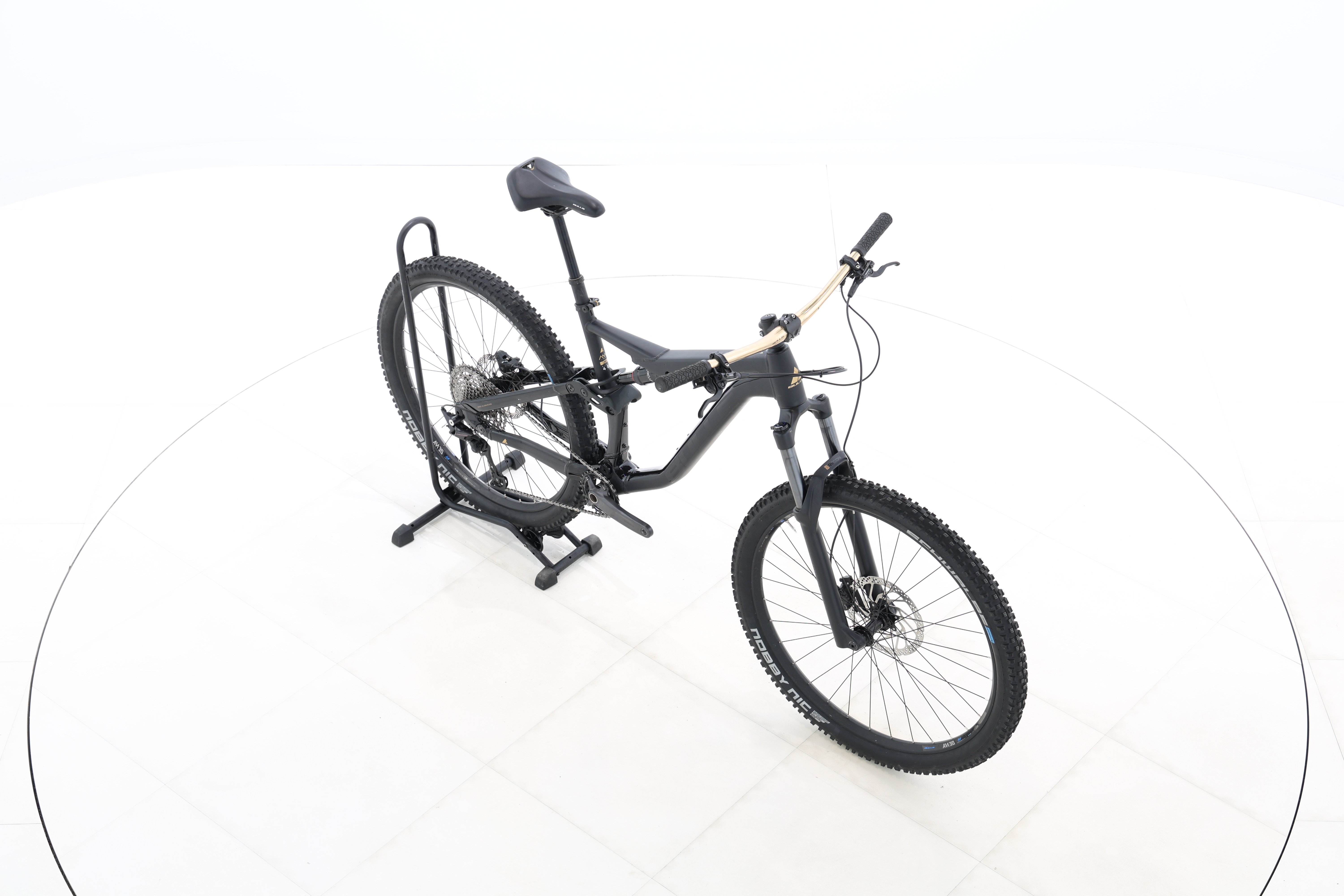 c9f2fc36-45e8-4170-8f9a-9281d0b40340