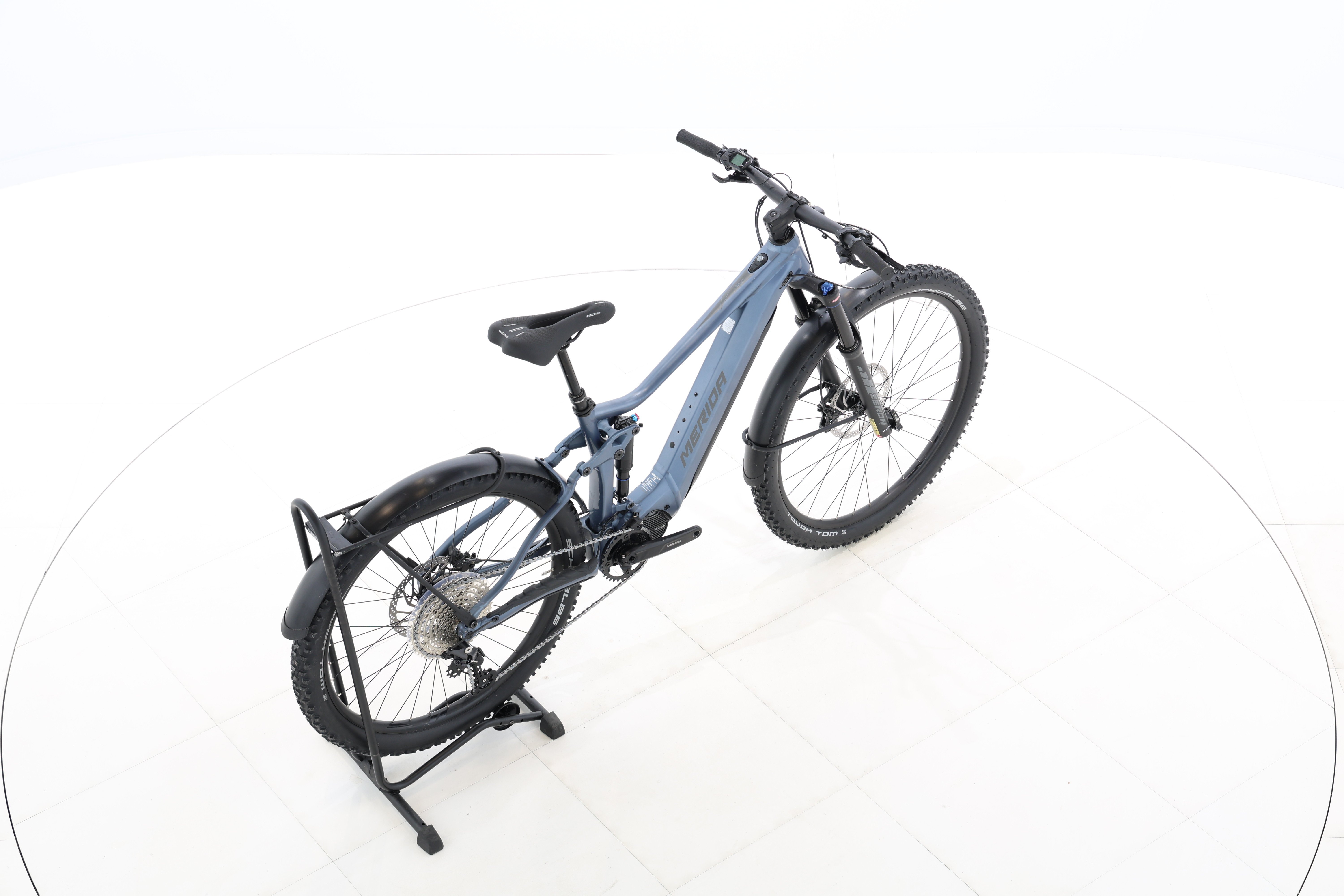 fca9804b-8f5a-431c-b3c0-c8b975270a26