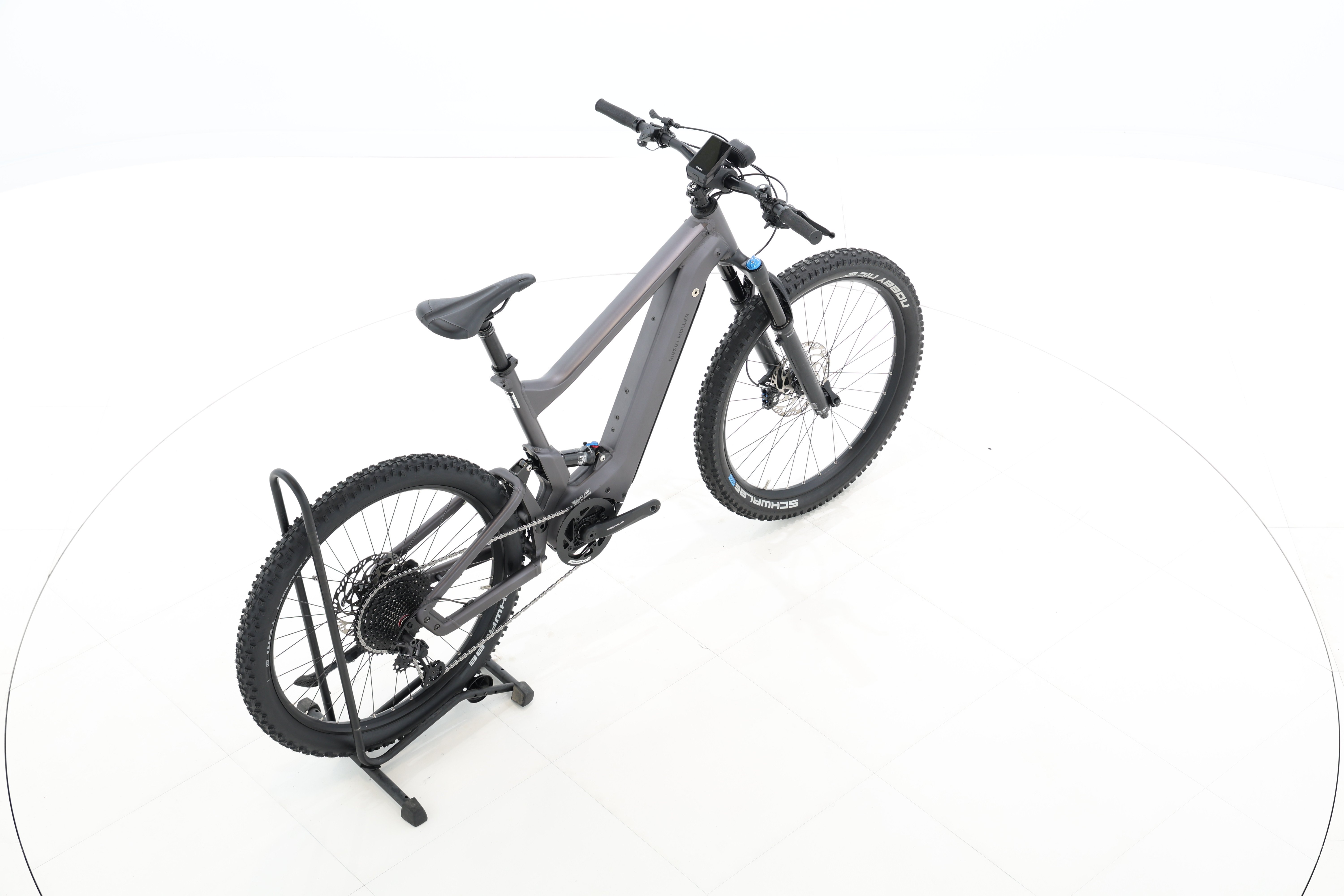 6c7e2429-5813-411b-a1c2-3e5ba2775c8f