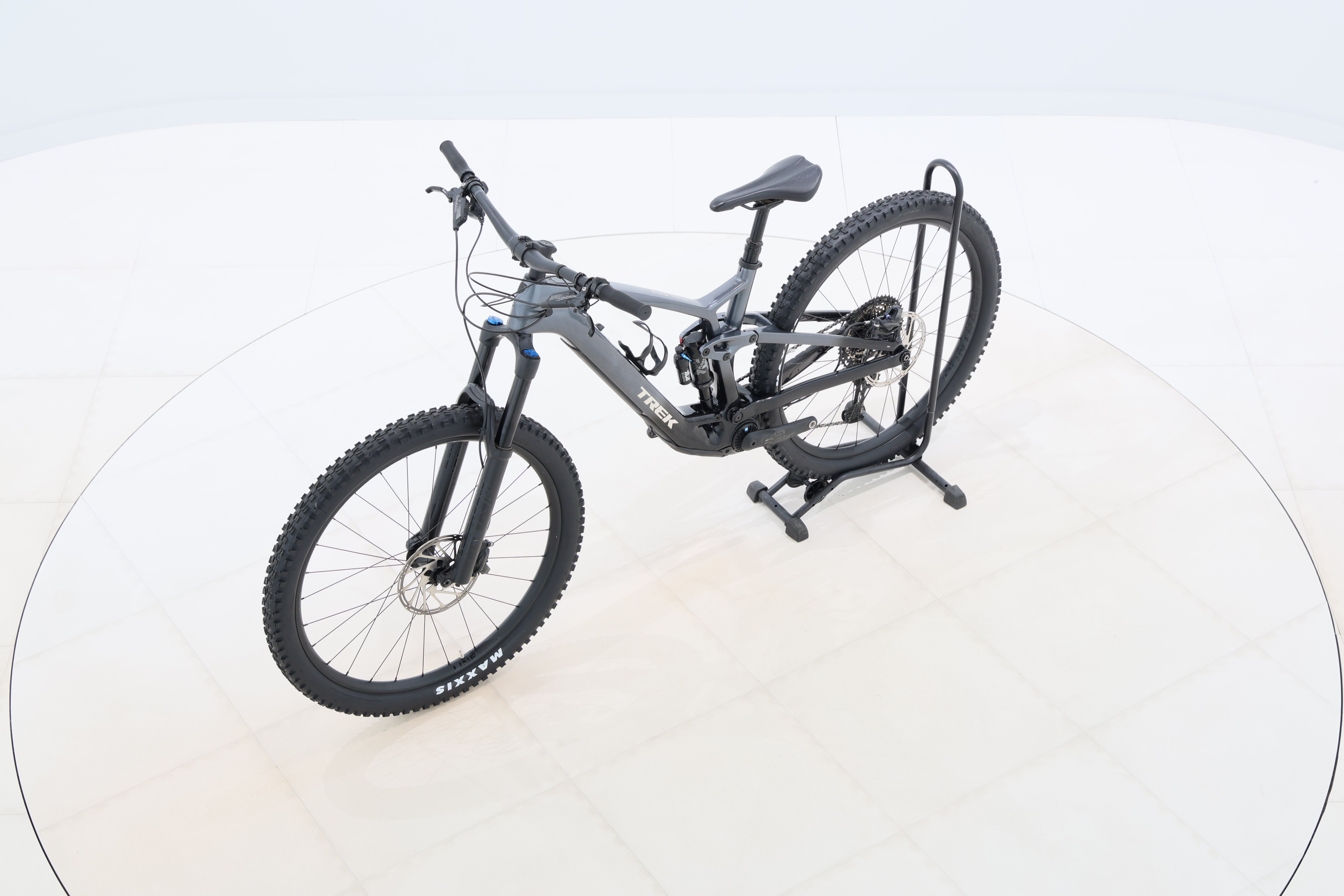 19cf7908-1cba-4f45-a40a-ed7fe4969f69