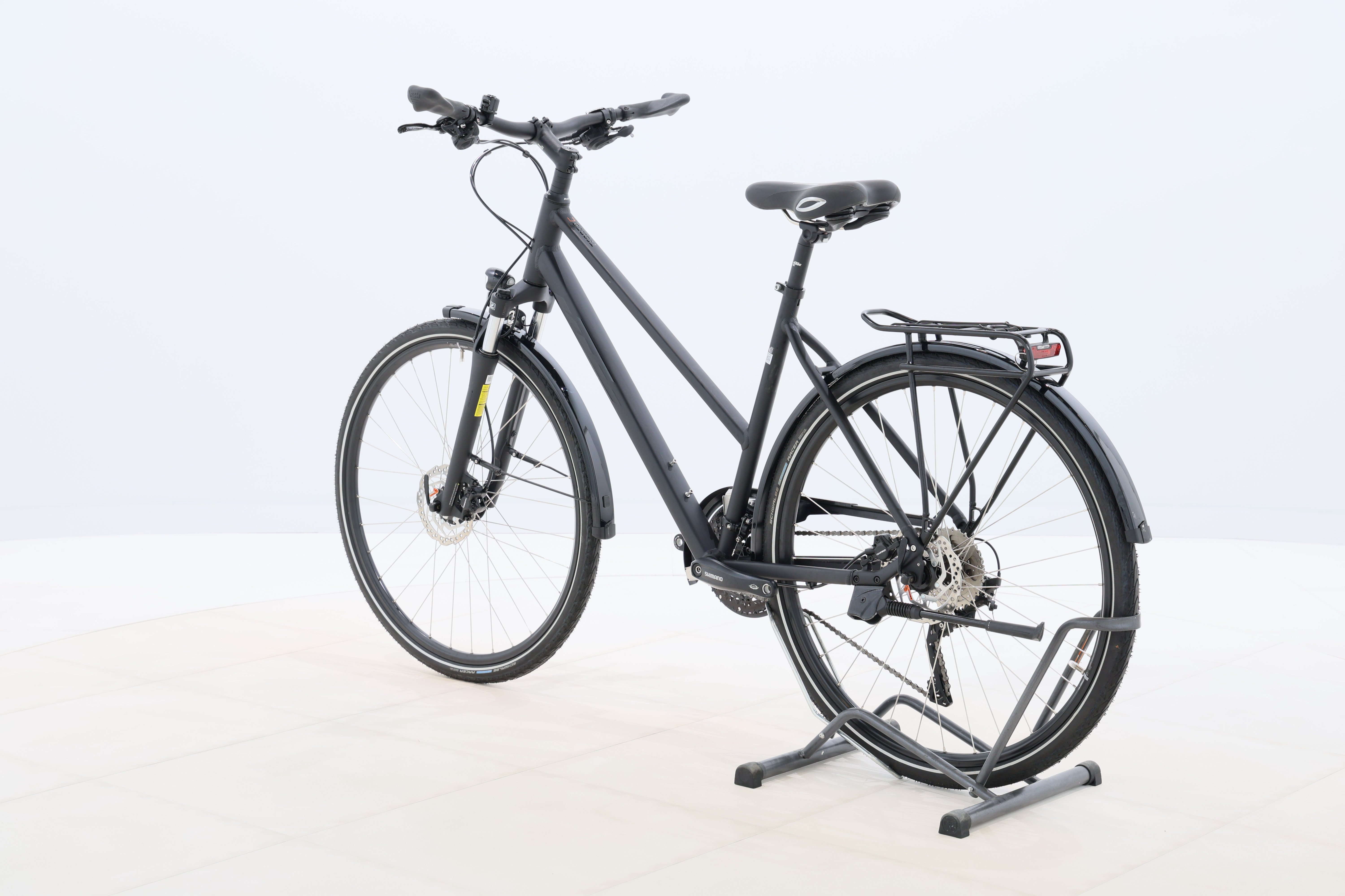 8906d571-cd78-4238-8815-6b778d61e5df