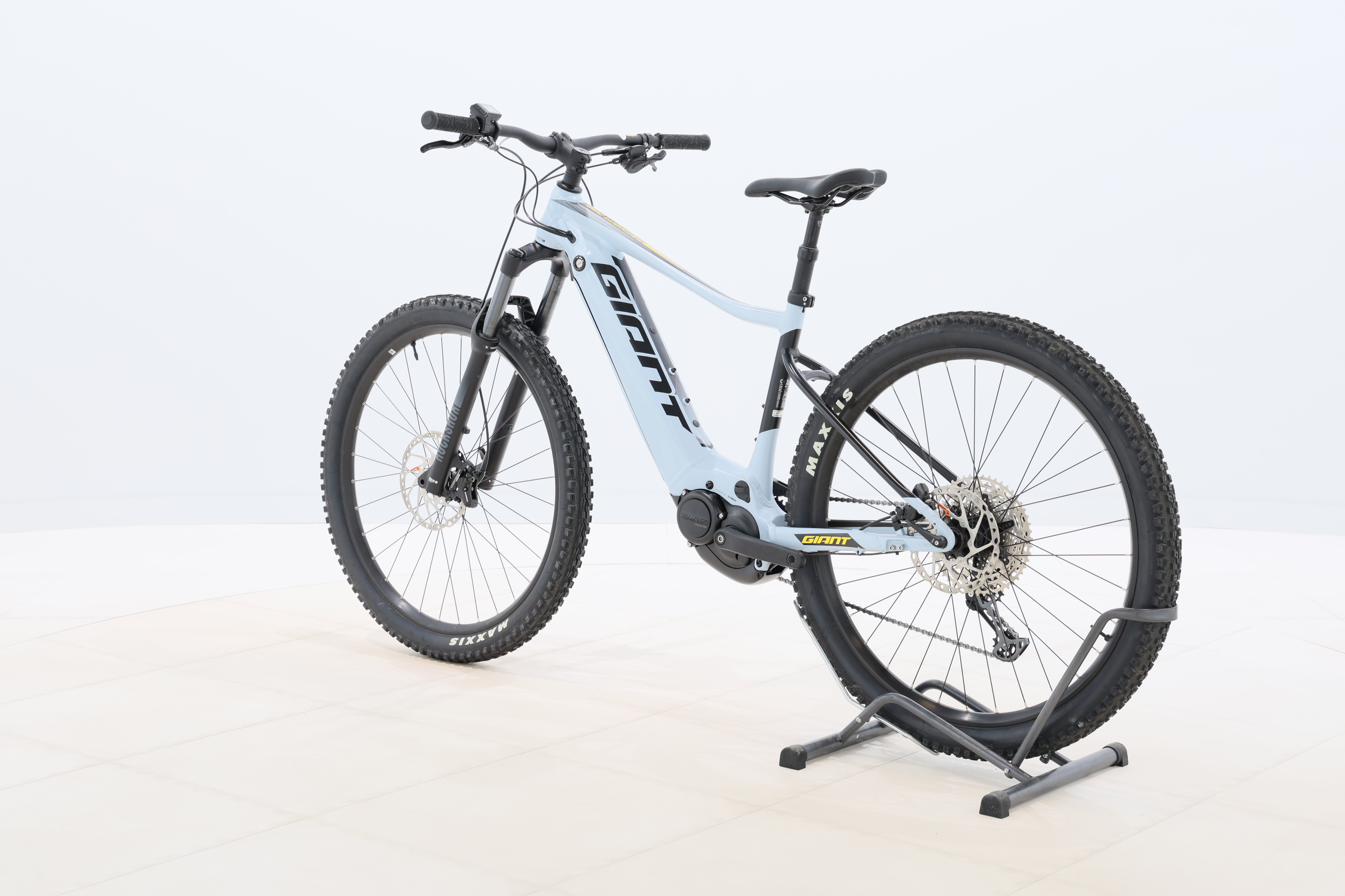 8a16763d-9655-4e65-9761-b3c76ade839e