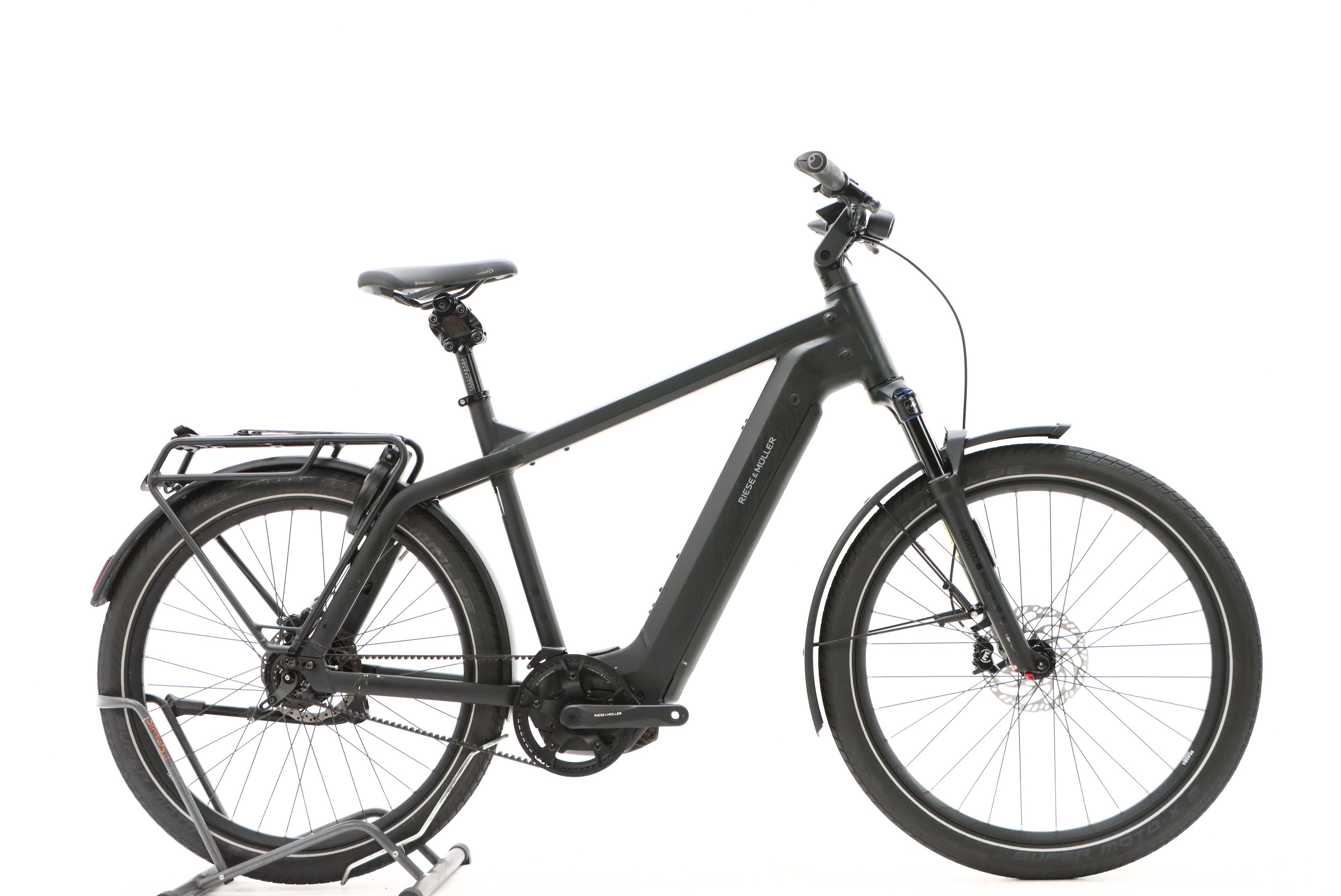 e2fe5f47-275a-4ca9-b5c2-48b55d247c22