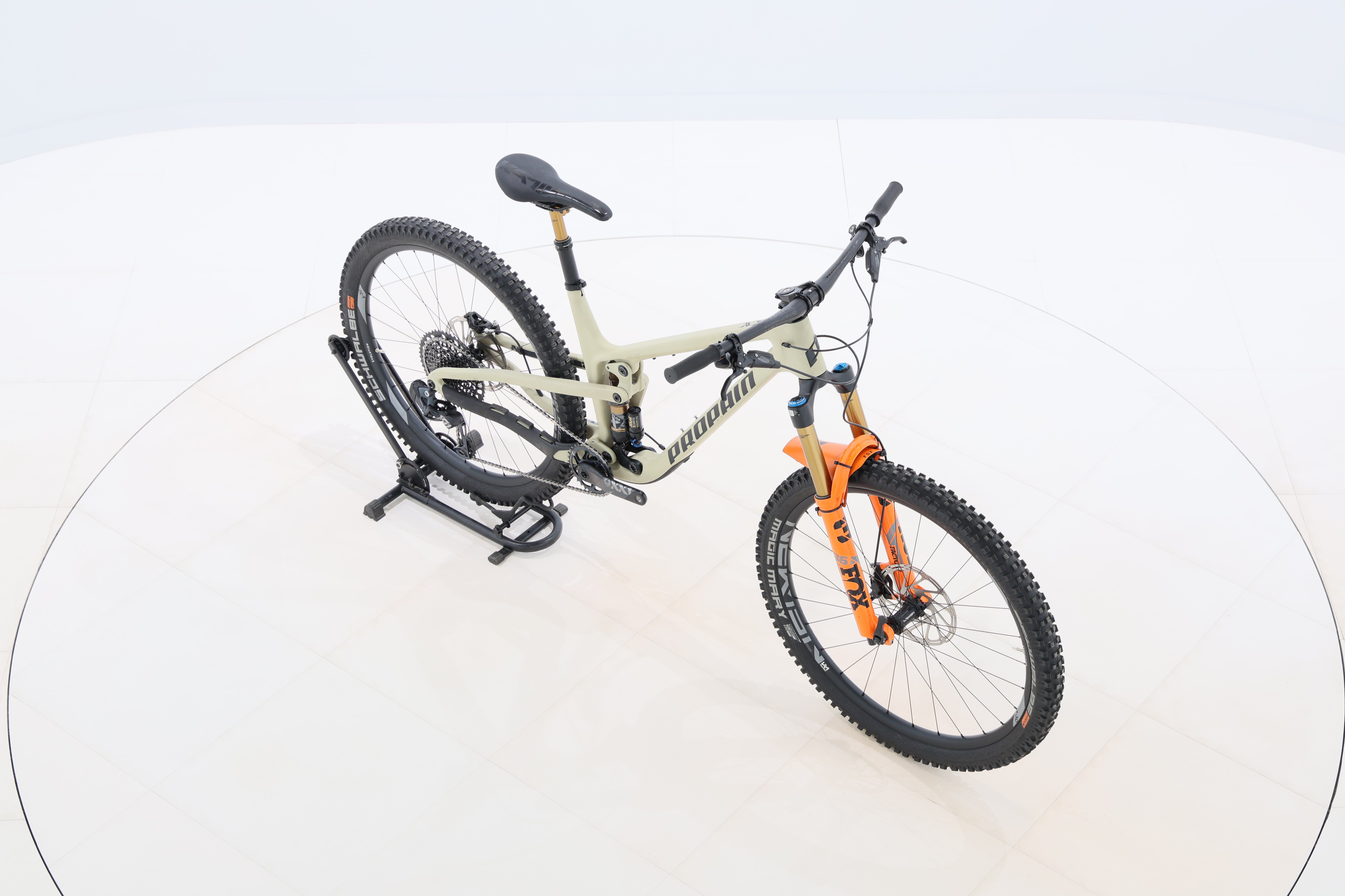 db357e7c-6c8a-4931-bd67-297ab9bbb271