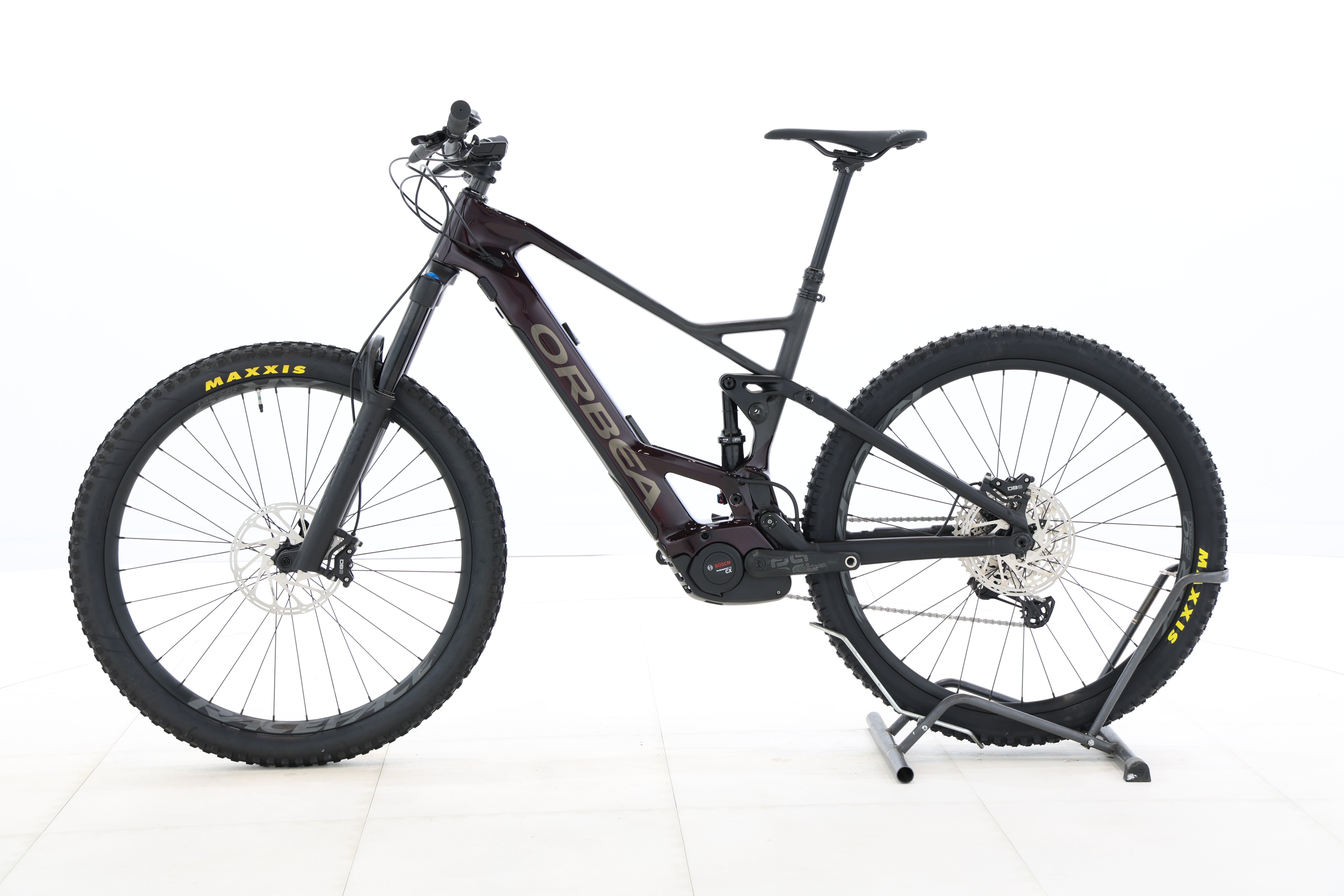 fda725b9-e14c-4988-9f46-2de2993e6e45