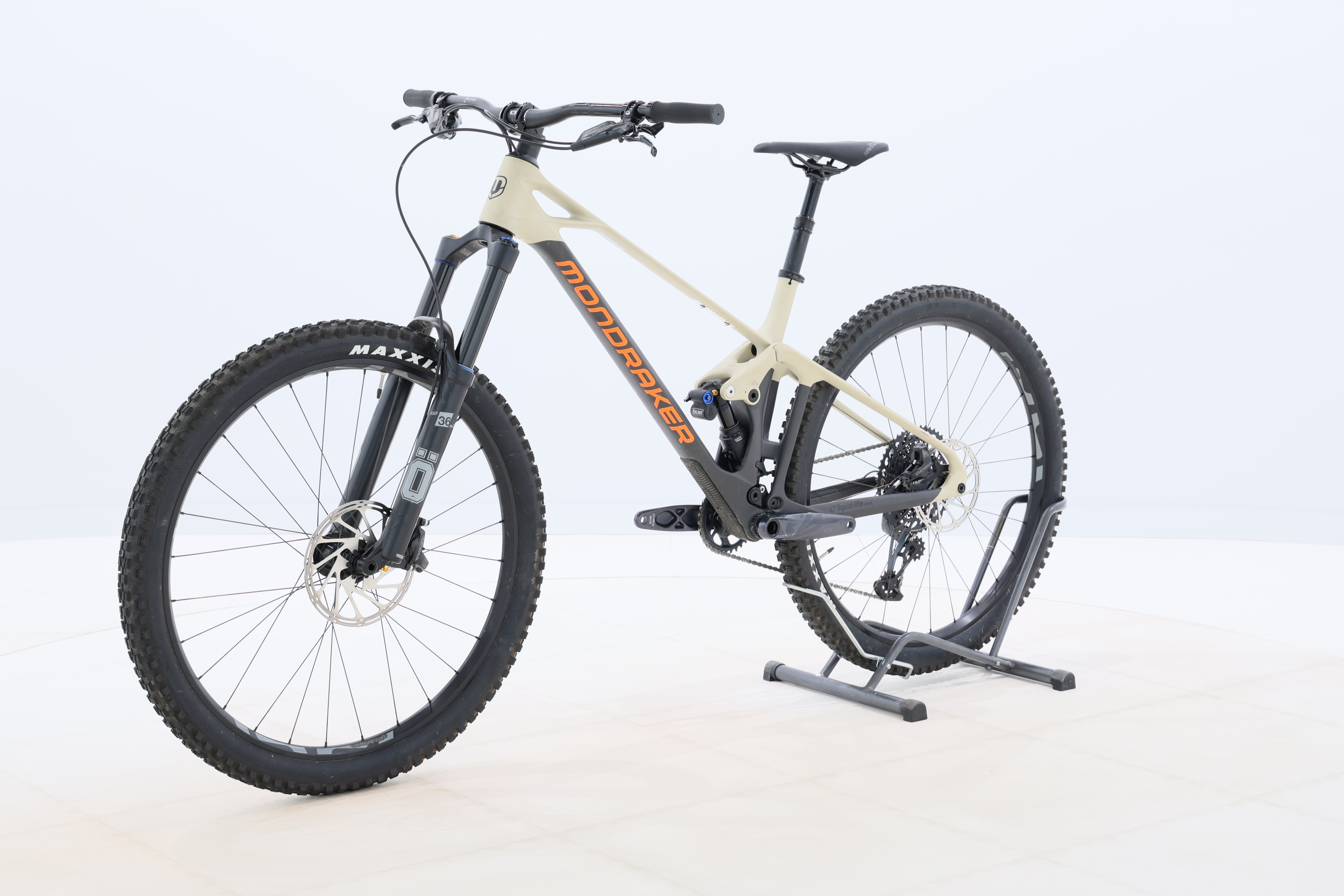 49423b99-5a22-4587-8993-92fe1f8c18ff