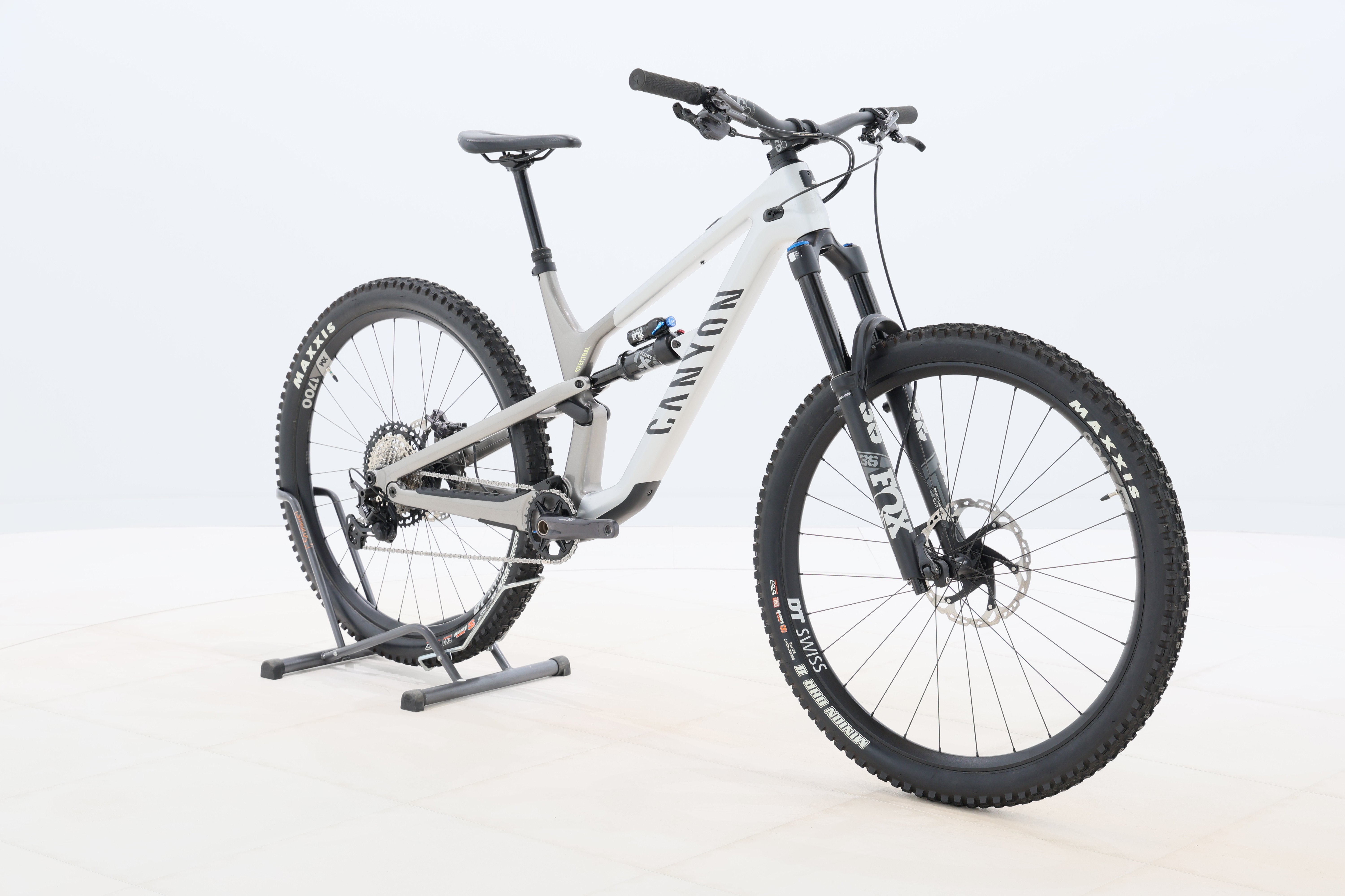 27b51c21-bab9-4525-a6e8-e136f0df10e4