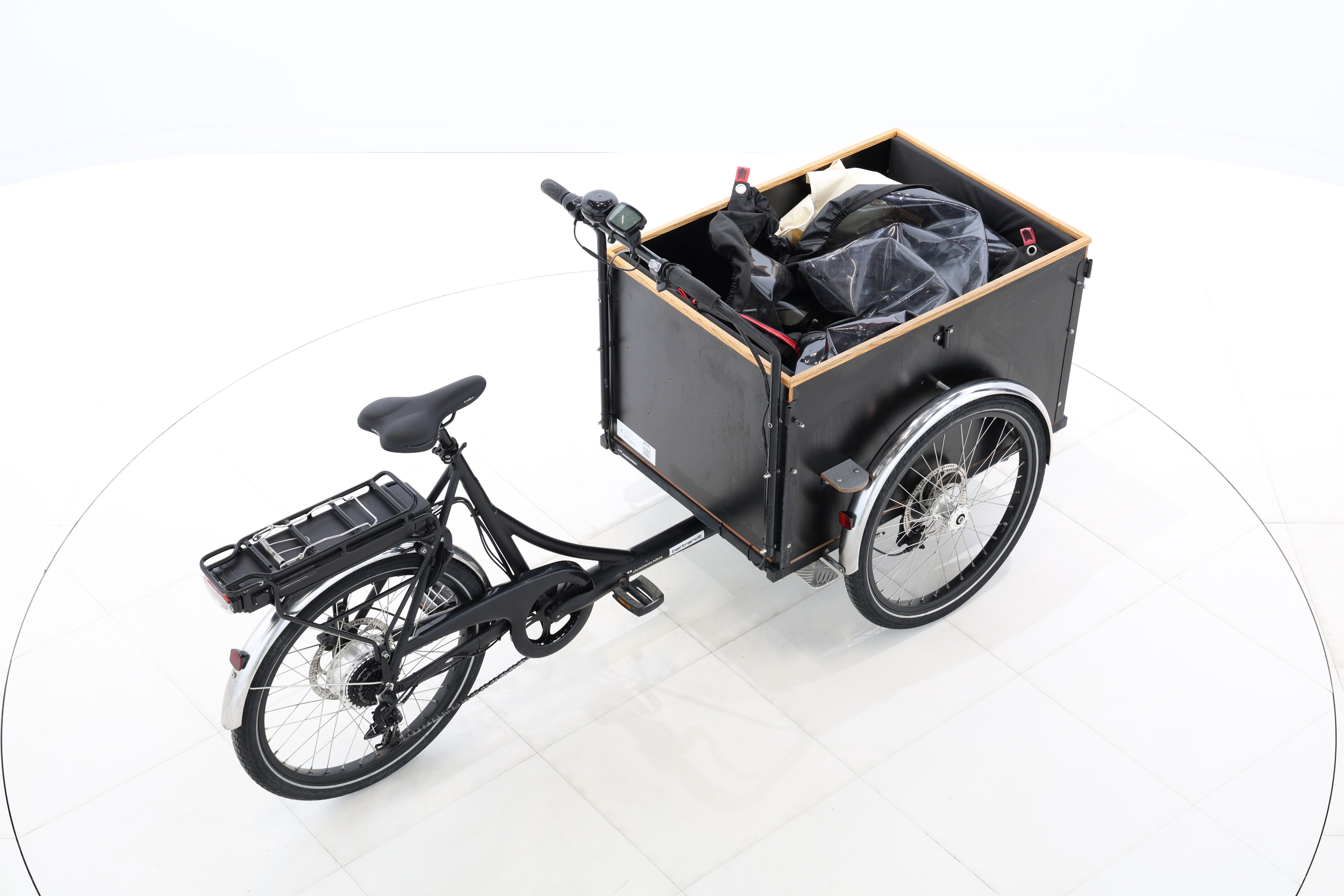 74752428-f3b1-4010-bee9-a2be63158de7