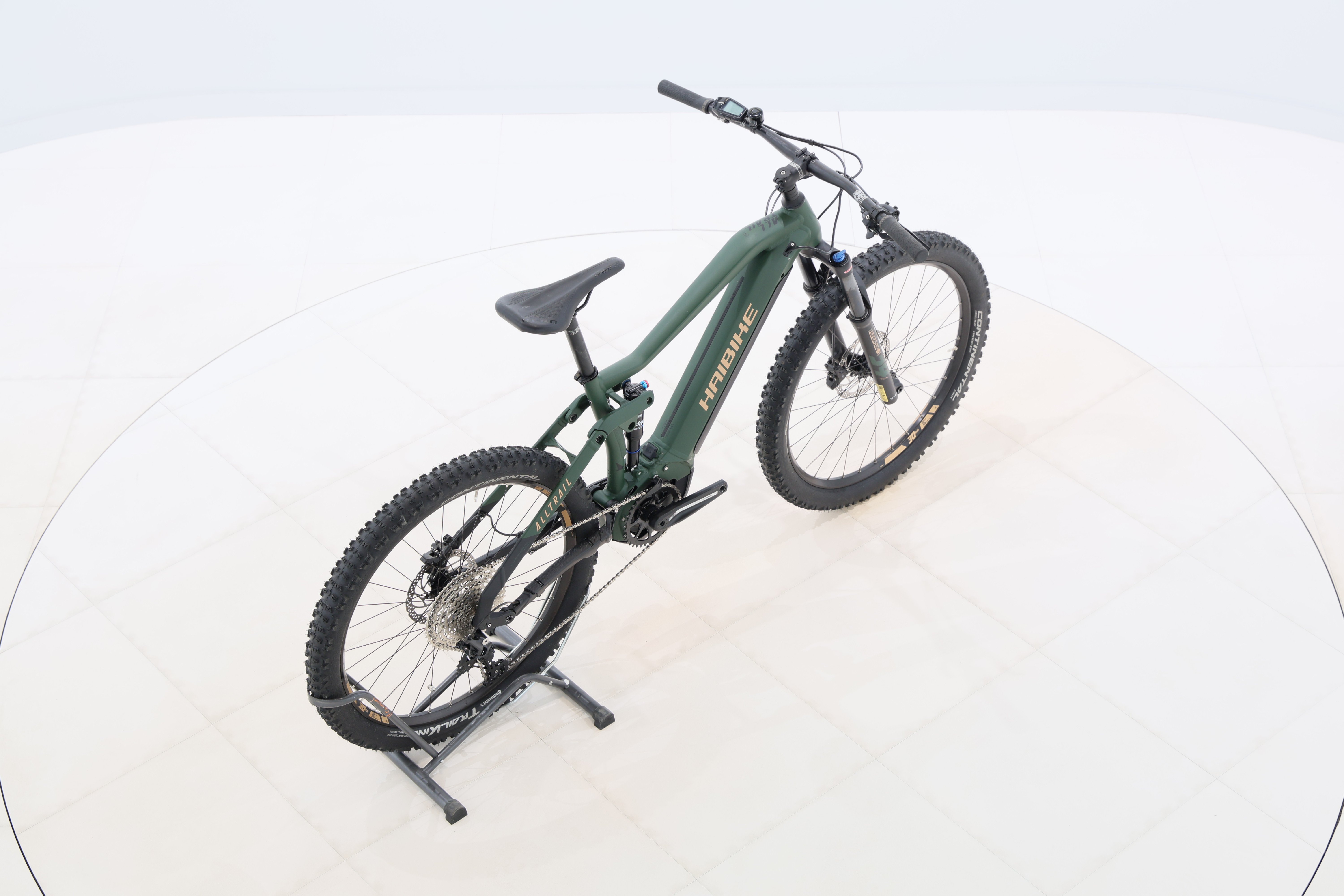 657f7032-59d8-4ad0-81d3-526e8763bec6