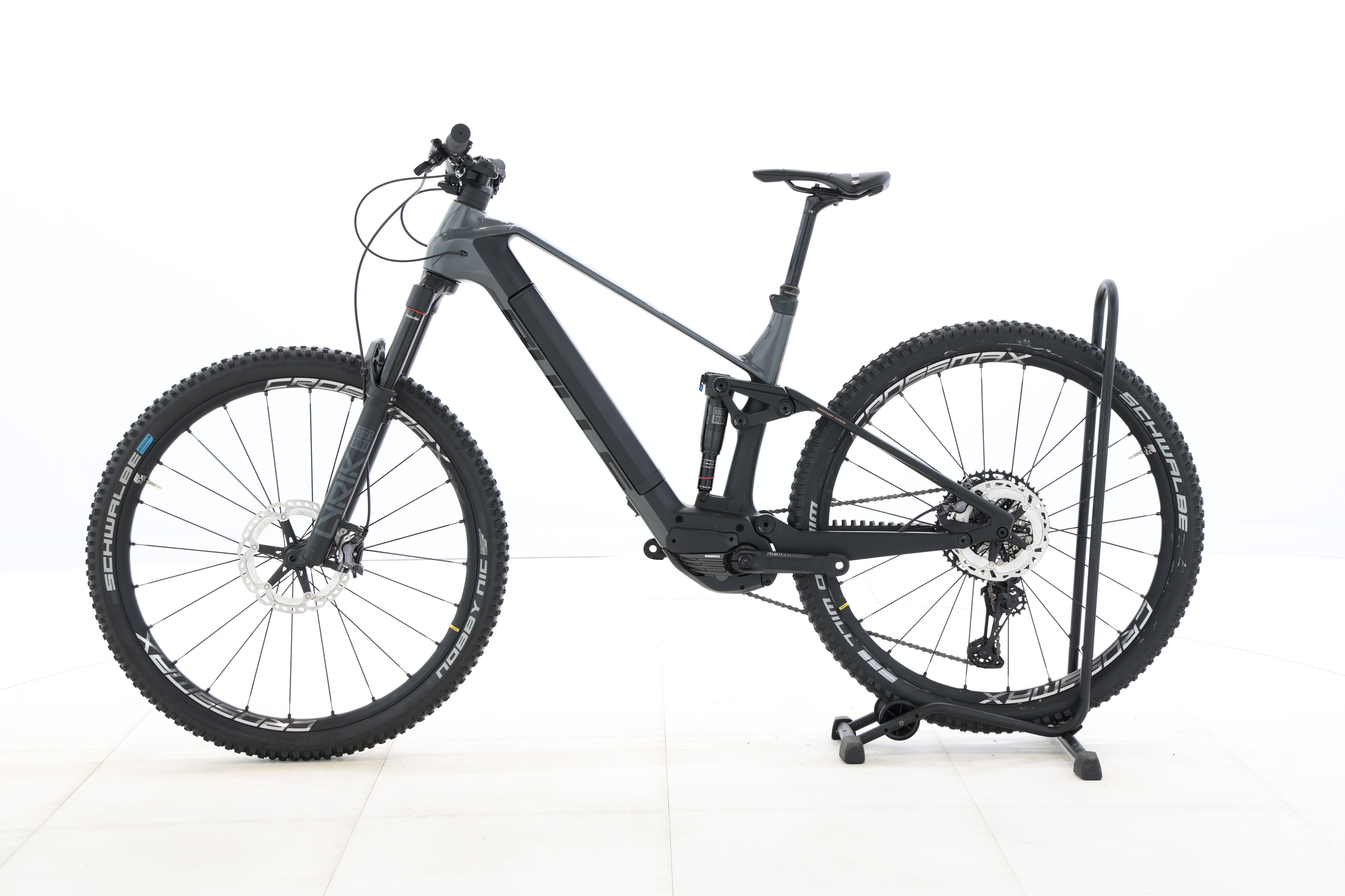 23367b69-cd66-467f-9338-a700e7efb4d8