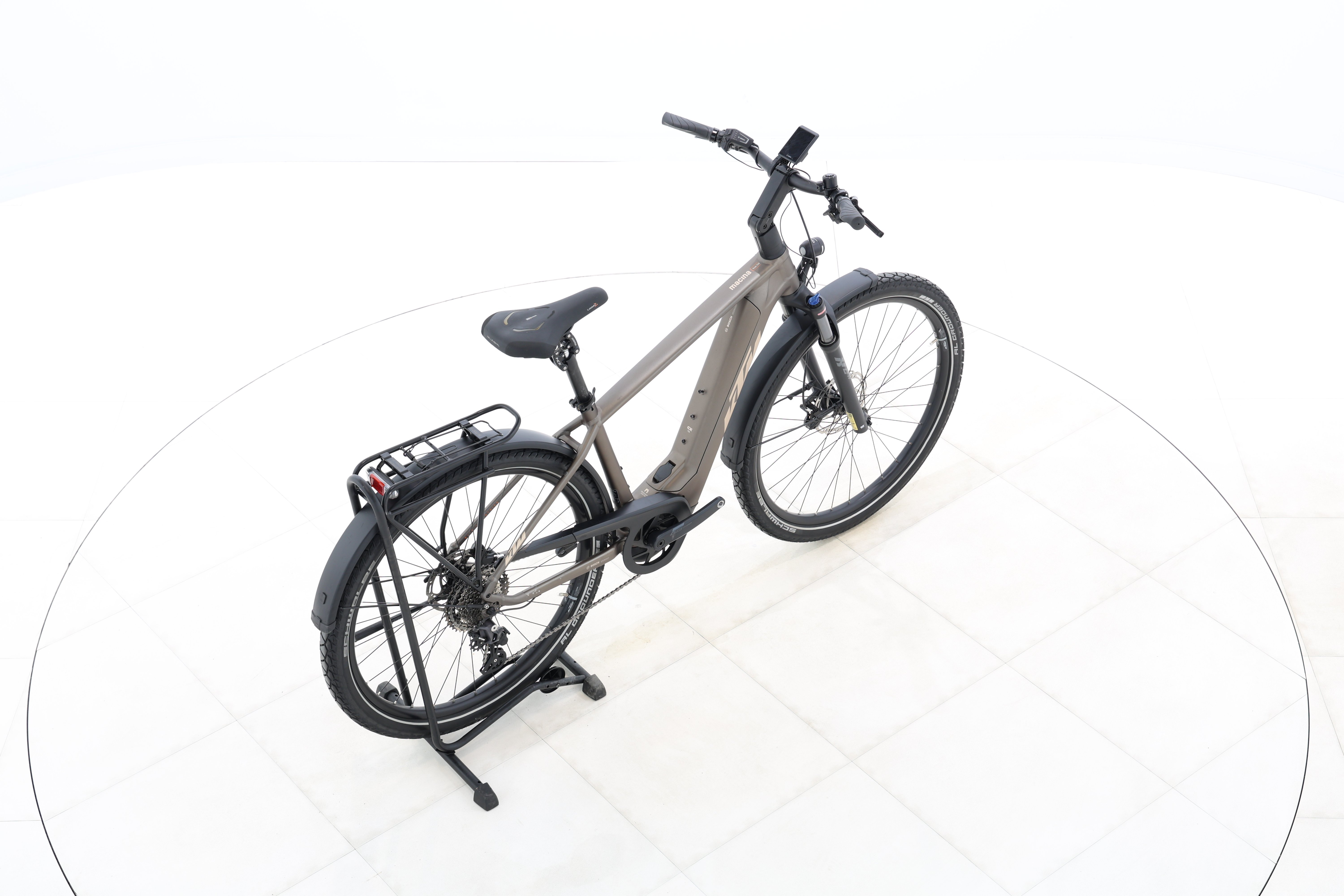 edb633d5-89d4-40b2-bd98-1f78eb5e728f