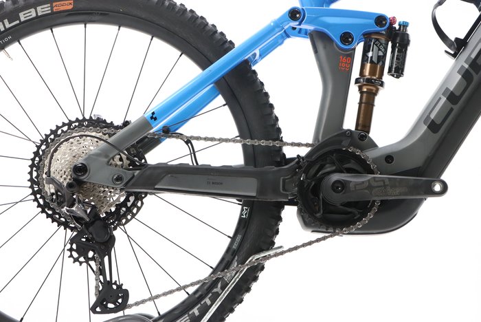 Cube STEREO HYBRID 160 HPC ACTIONTEAM 750 27.5 2023