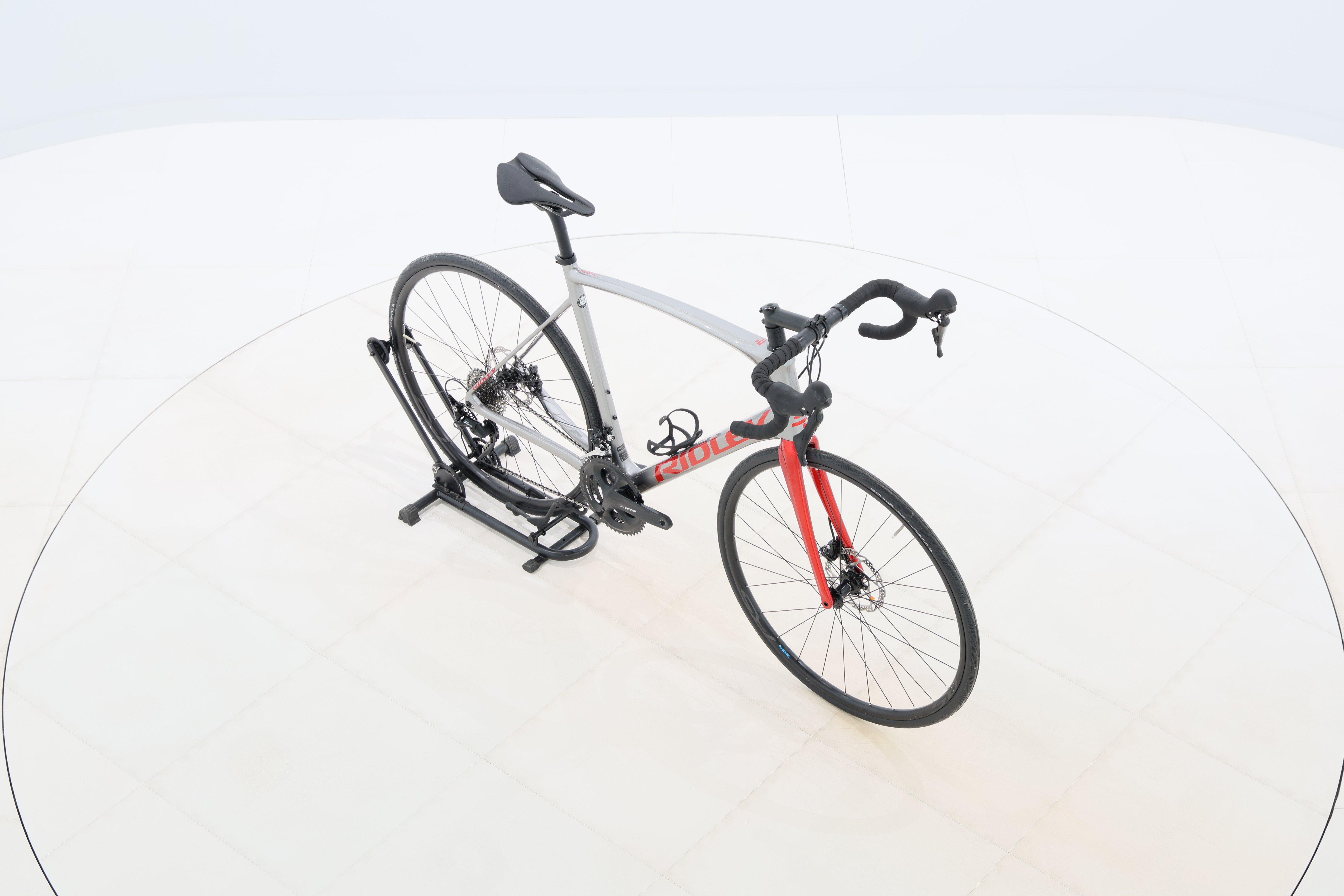 dc3417a5-54fe-4872-9e71-271530e75f60