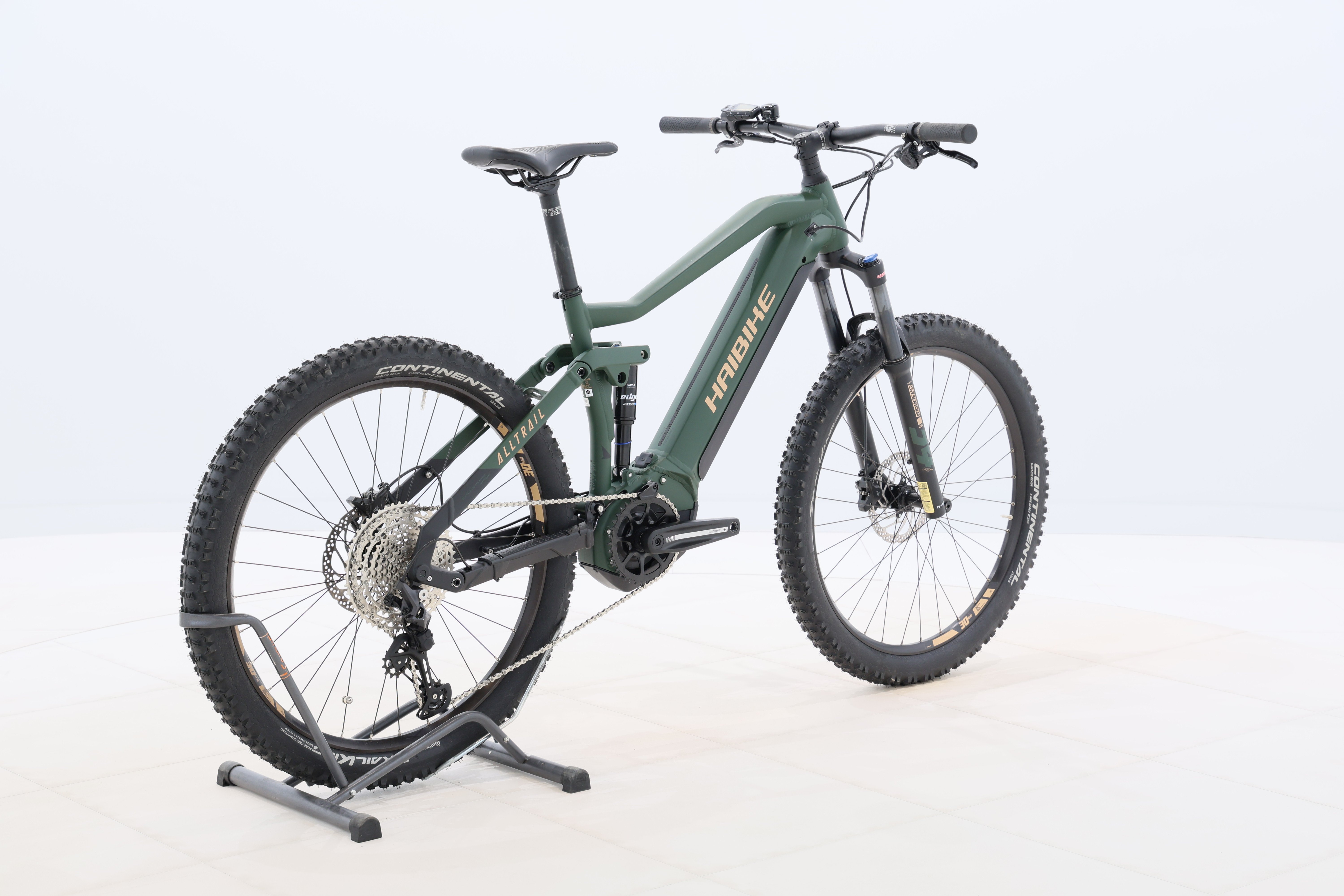 657f7032-59d8-4ad0-81d3-526e8763bec6