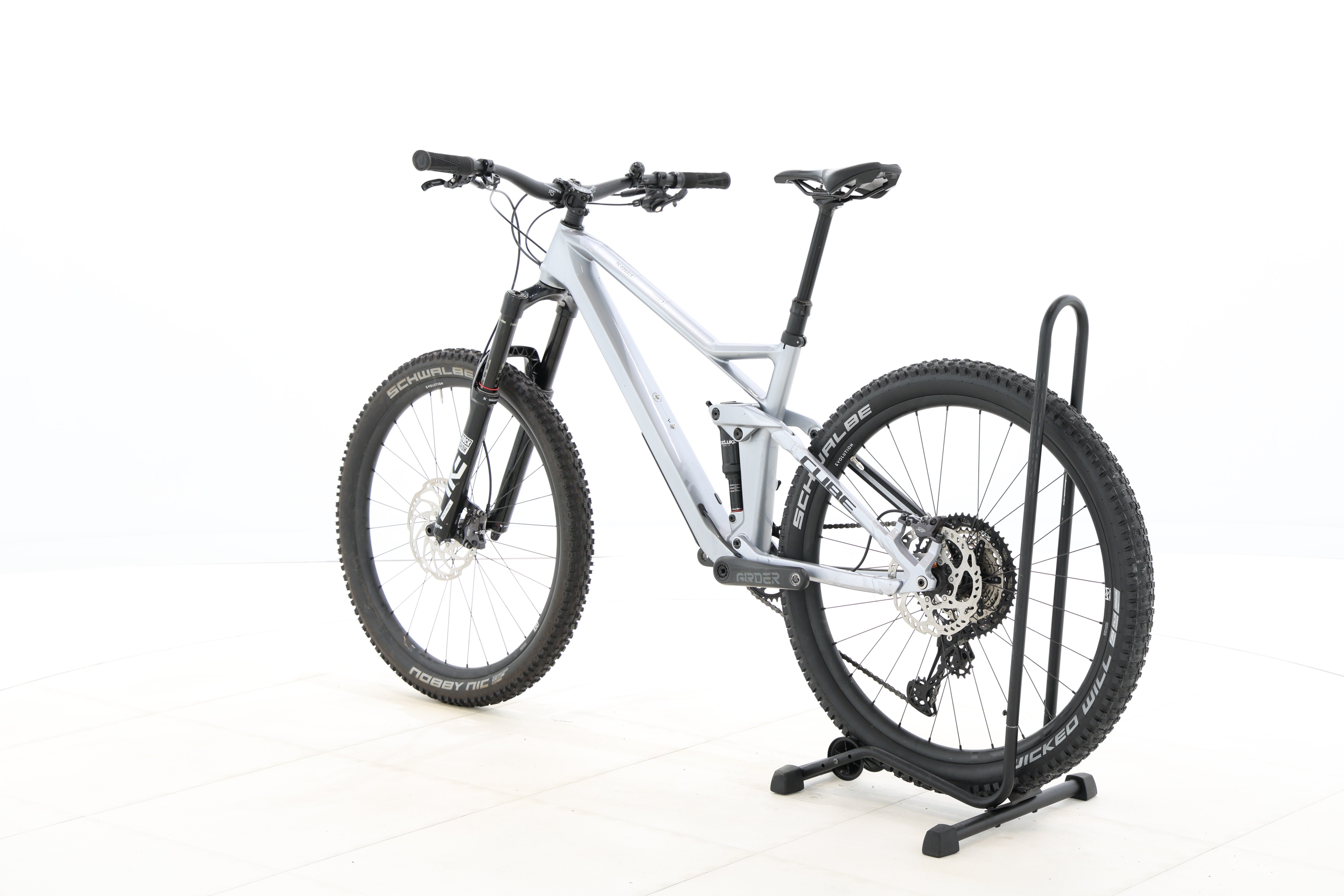 2ddd1812-2cef-40ee-9662-27d39c2aea34