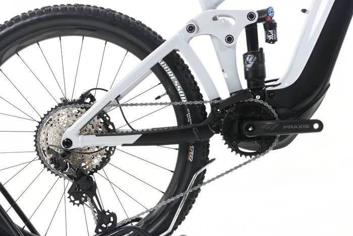 Giant REIGN E+ 1 [750 WH] 2022