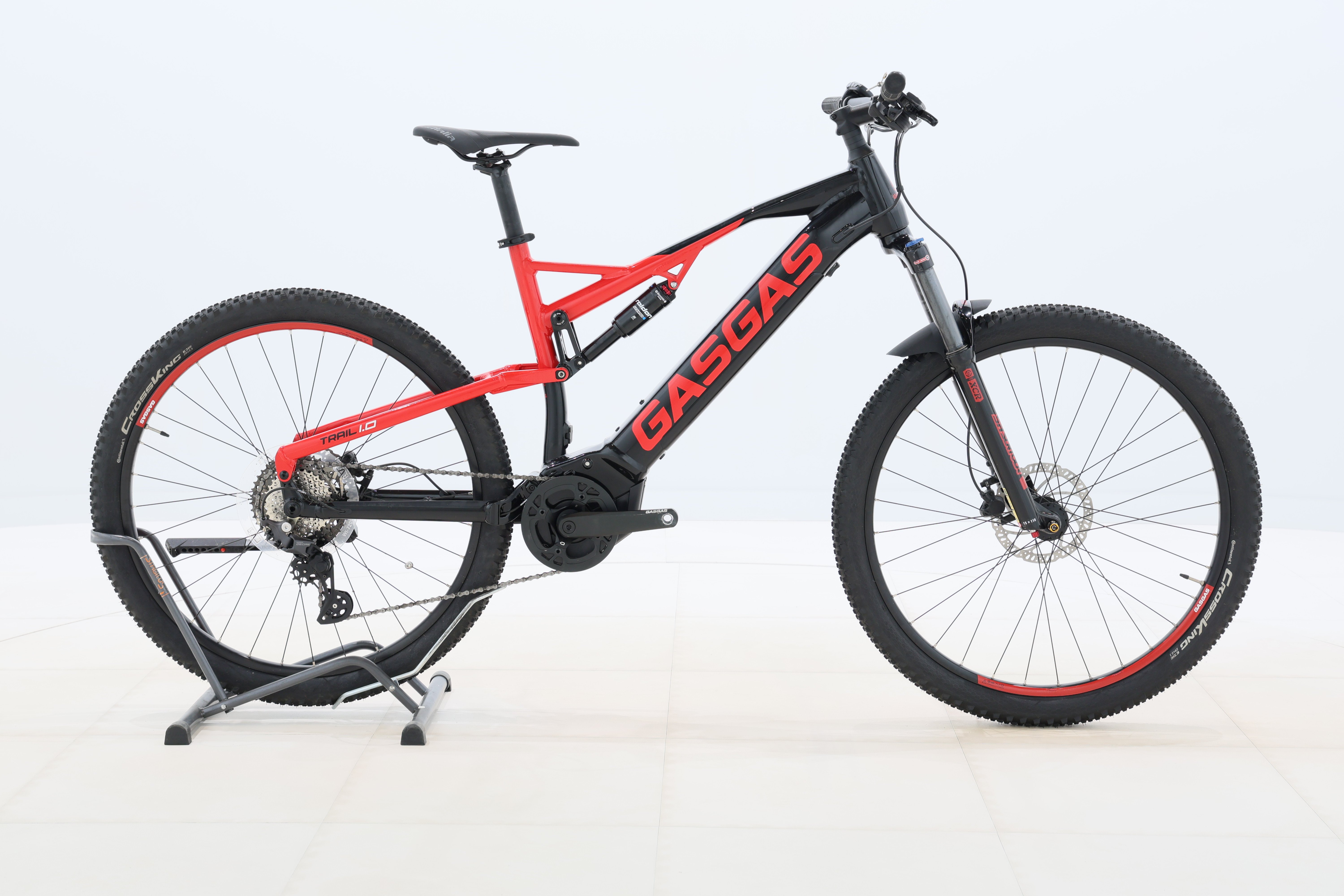 6f59fbe6-fdea-446e-9b46-b718ea2c258a