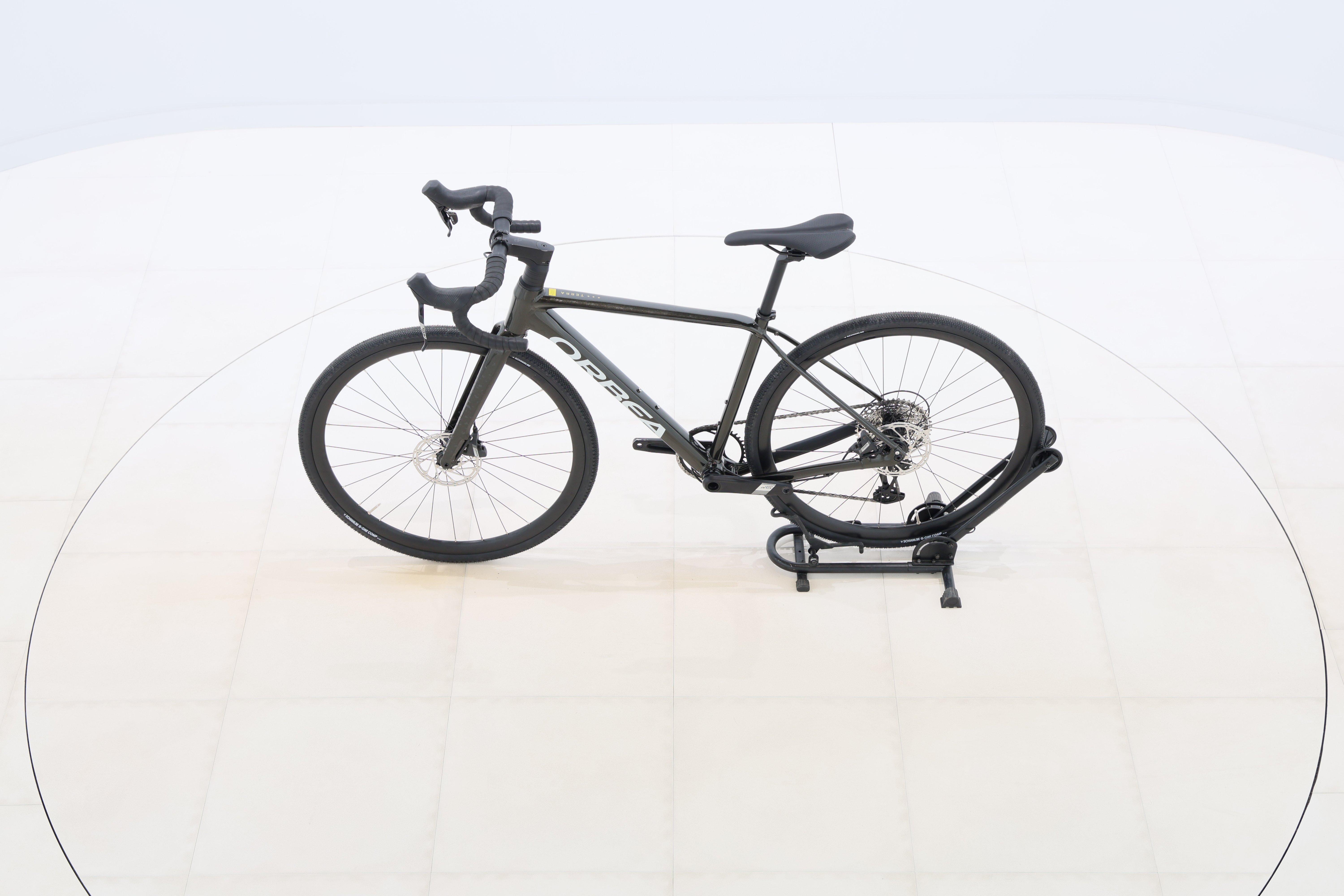 e13a969b-a9b6-436e-a319-44c1d5e500f6