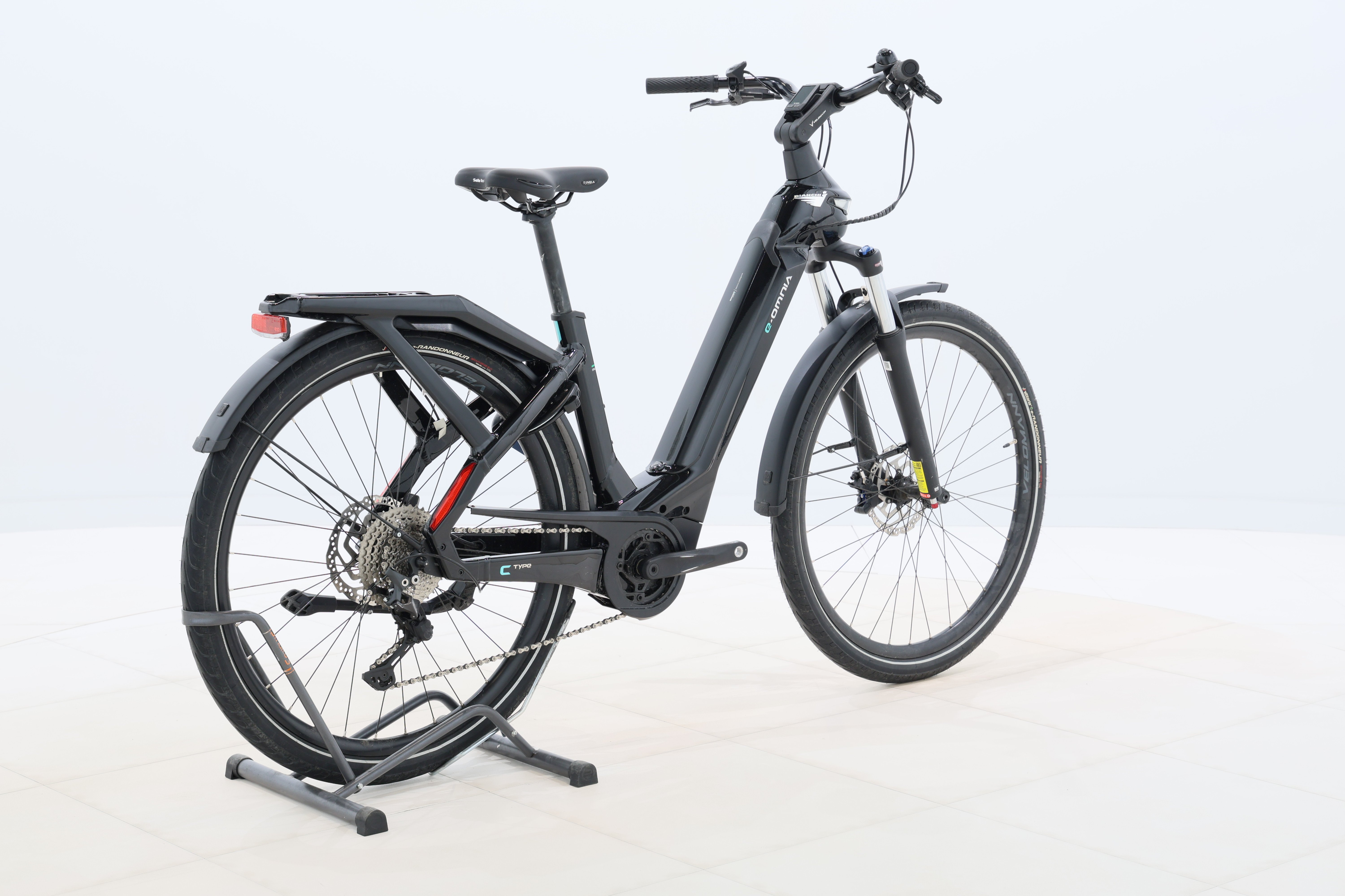 c7d43529-59a3-413f-869f-2e3eeca412fa