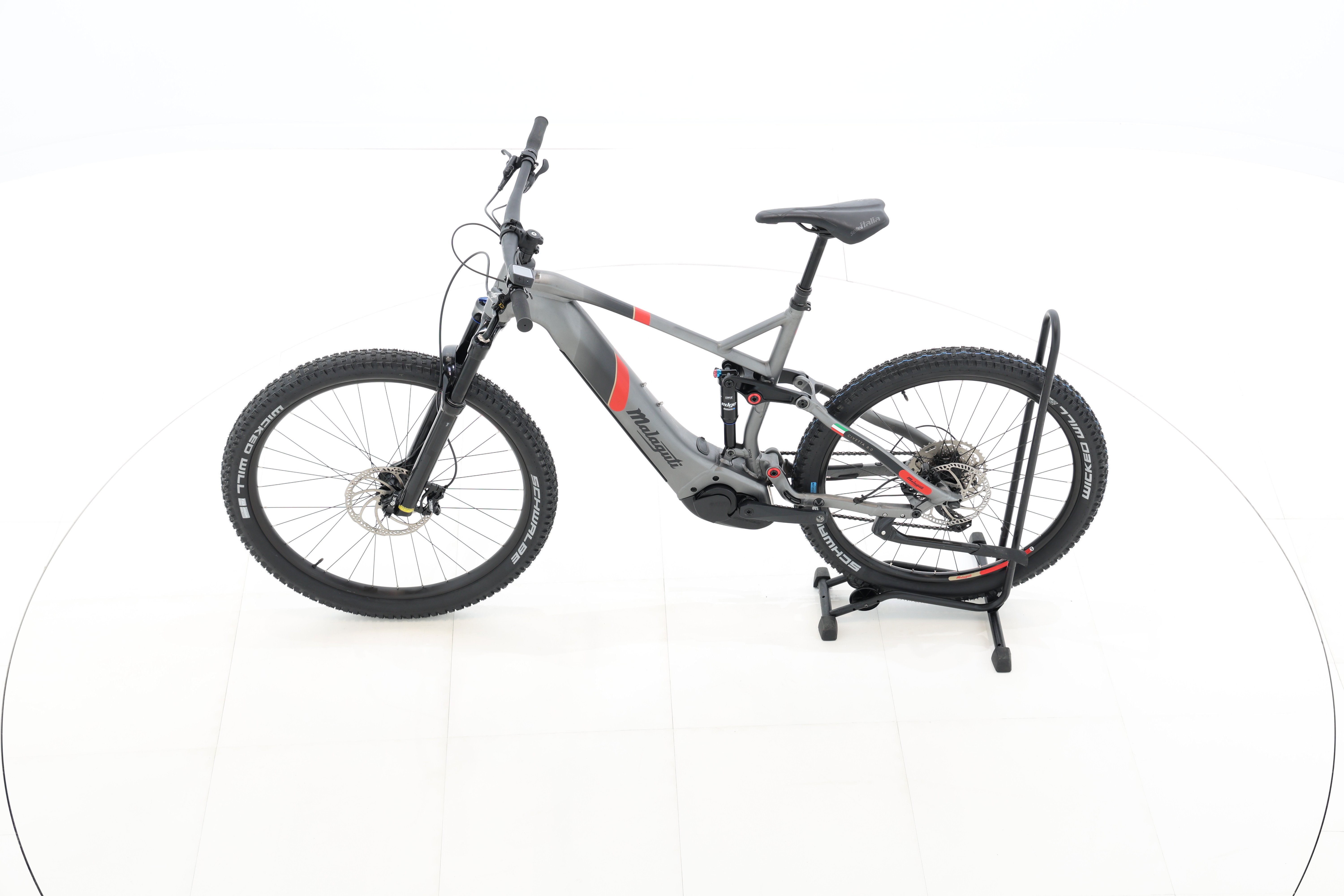 ad0a6d61-ac18-4d81-96da-bbea4efe2fb2