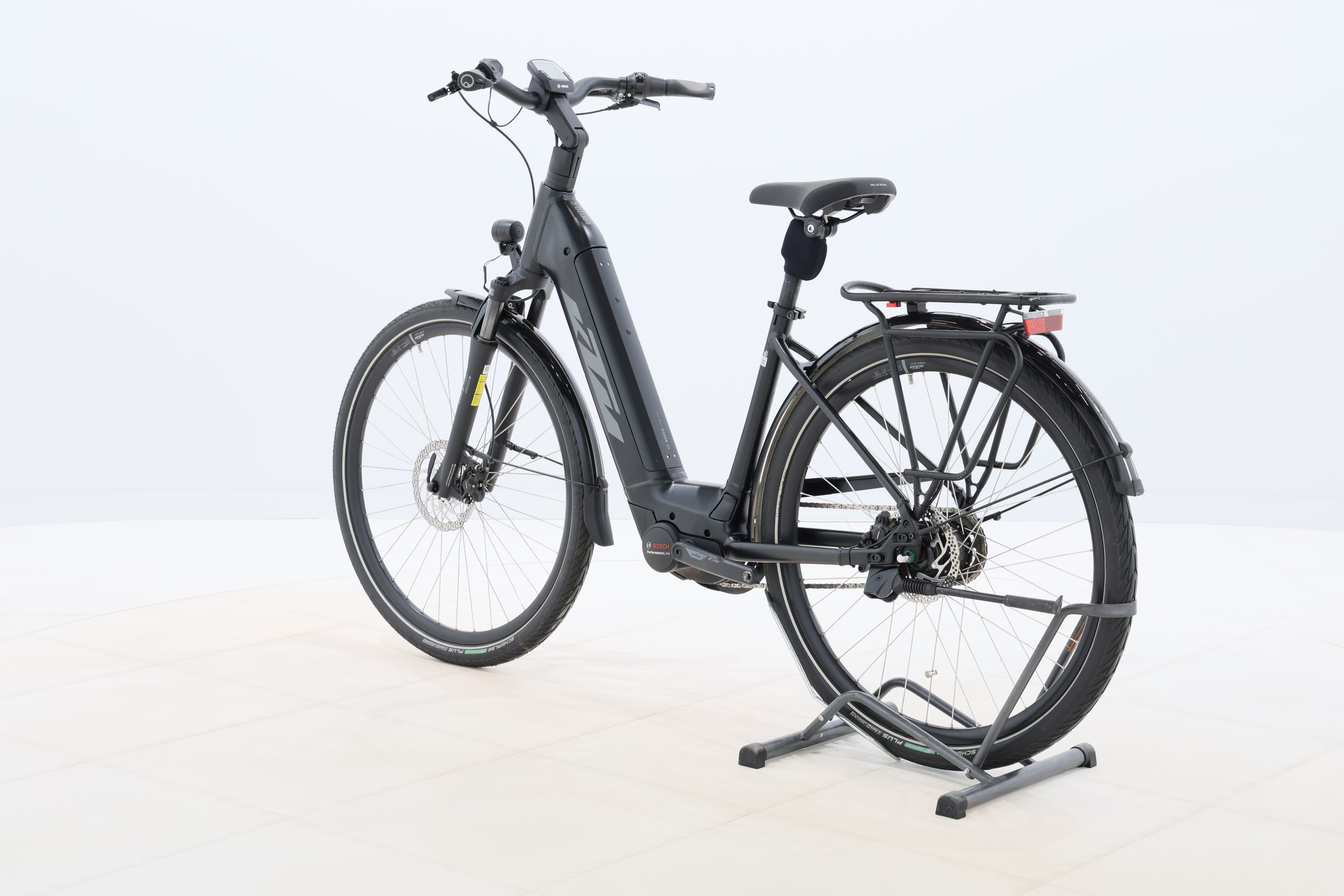 8182dd92-07ce-4f90-9d00-b8a975aa5adc