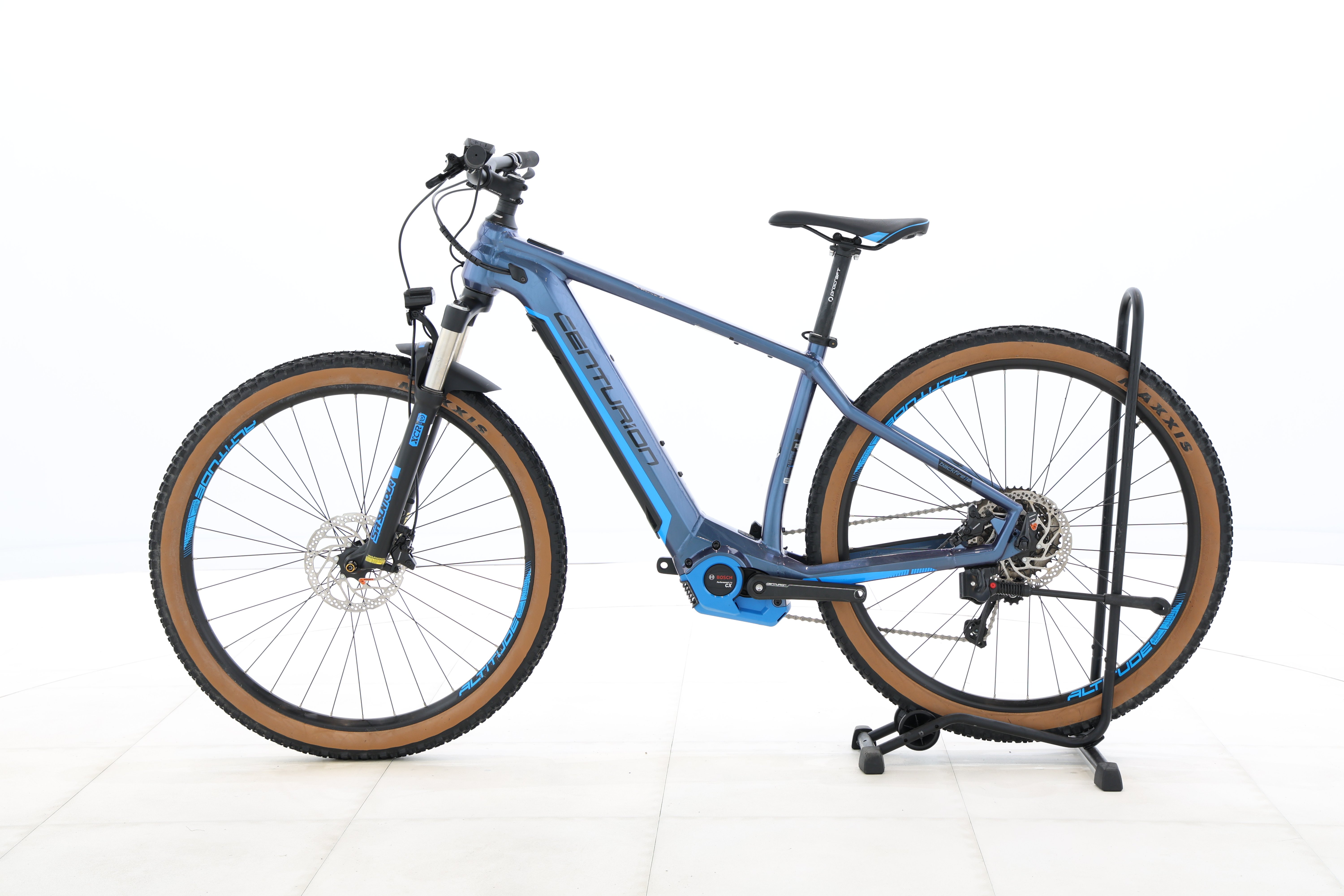 9dab6f3d-ce42-43e4-99de-93731e96e59b