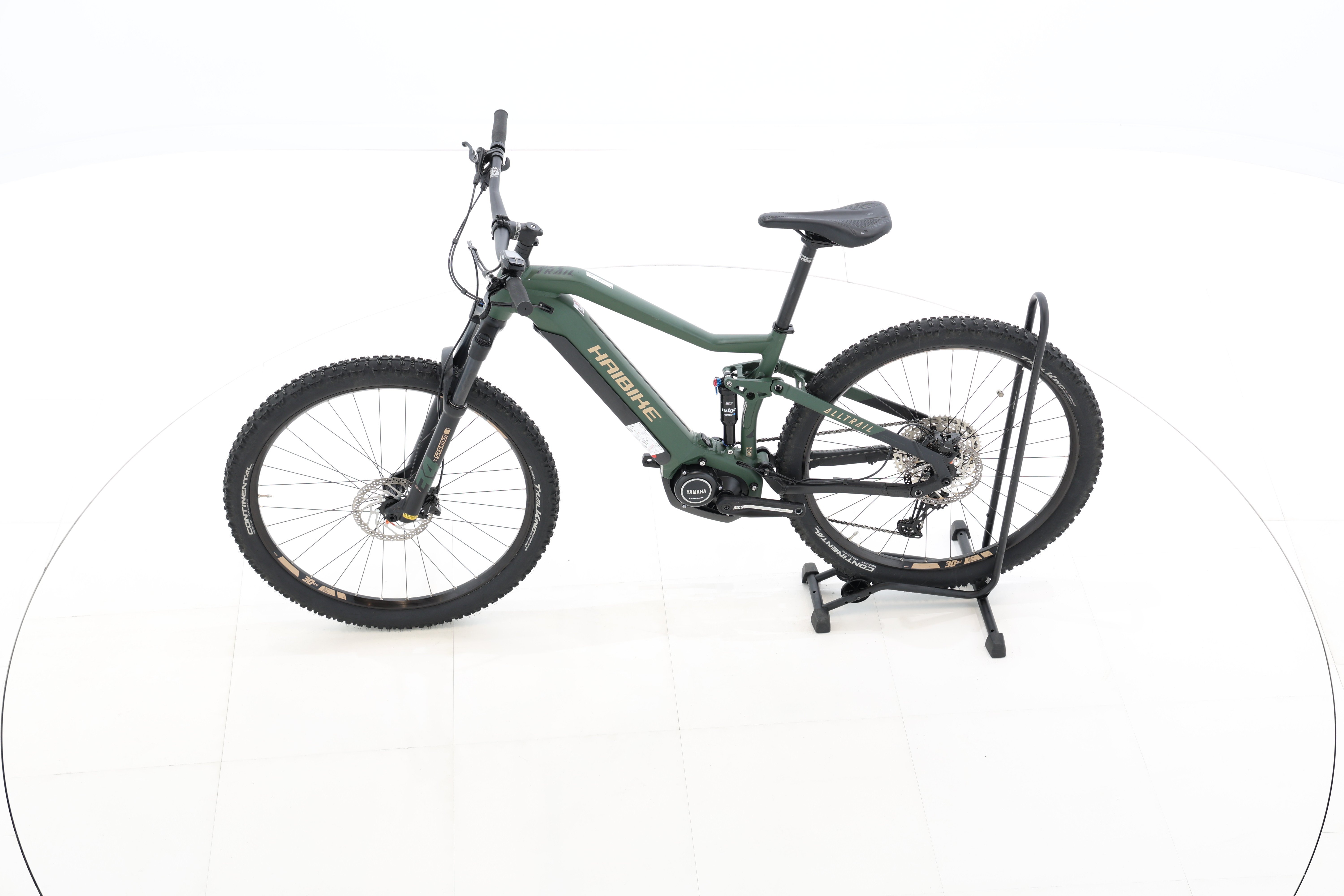 90c36ef8-ce85-4869-b63a-28c385d1ebae