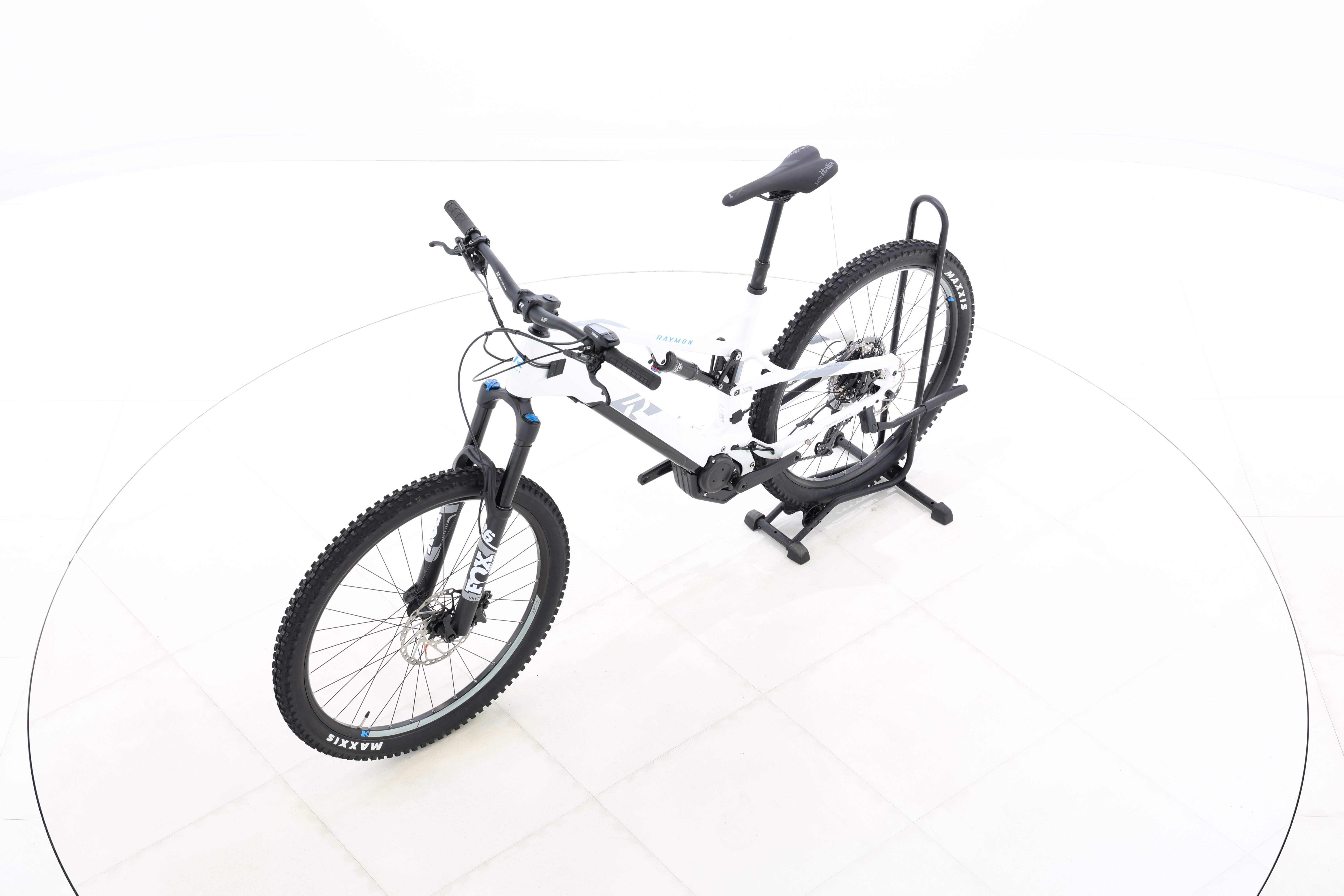 a0ceb826-bfd0-400a-8cda-95018c791f07