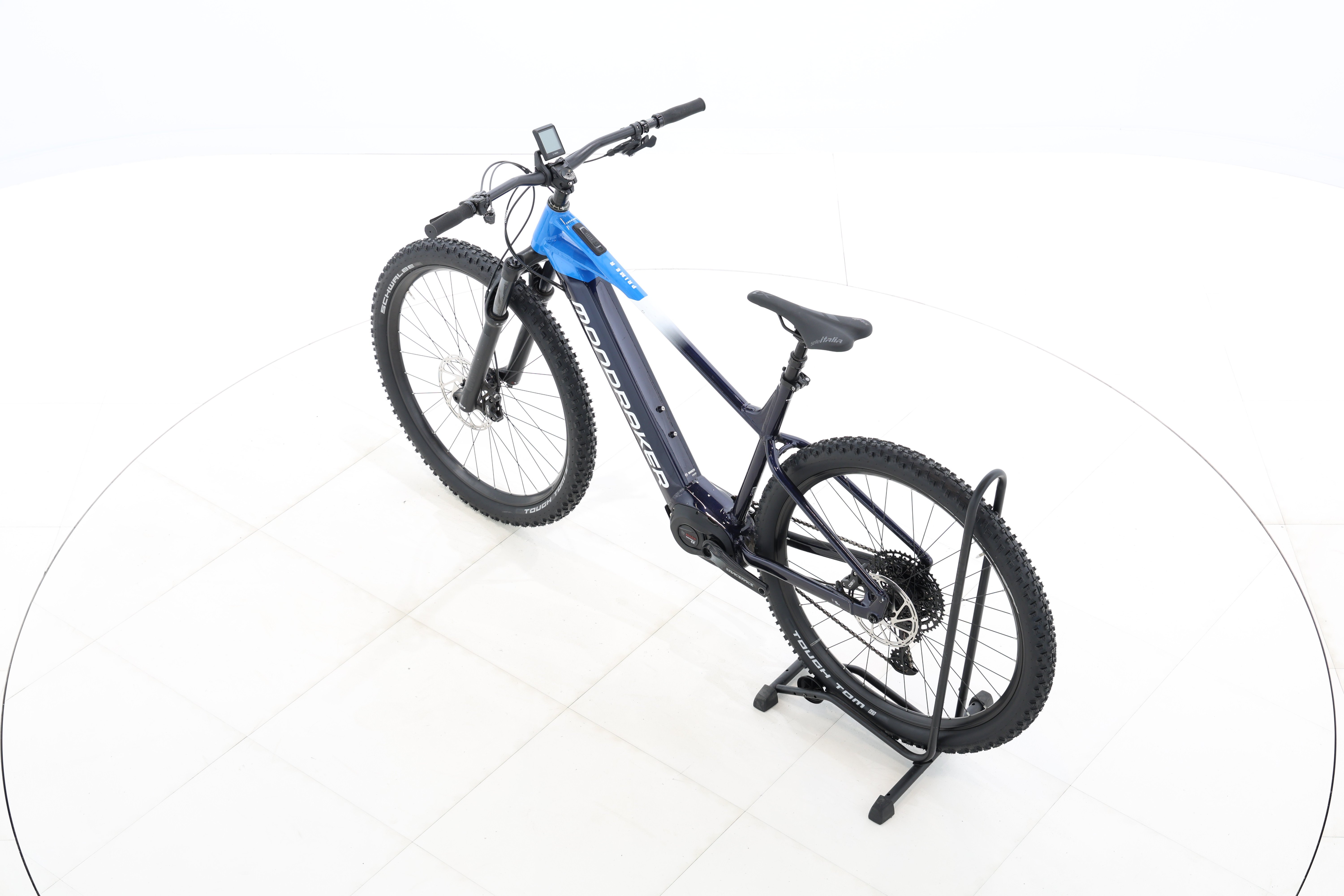 b99de666-ebac-4d52-9774-2f5e8f3f462f