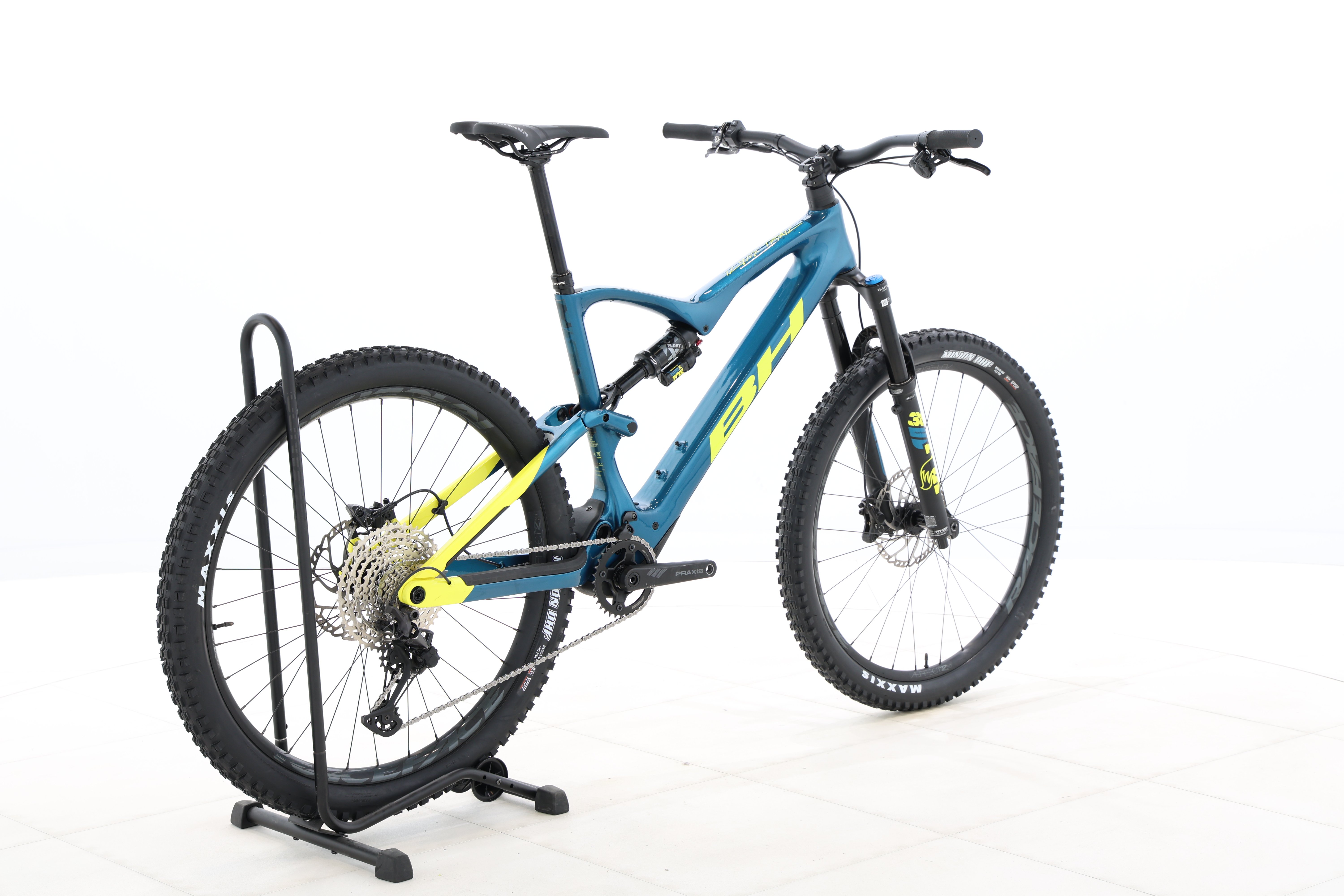 87f087c3-6ee8-4d72-bb4f-314fc765bf7e