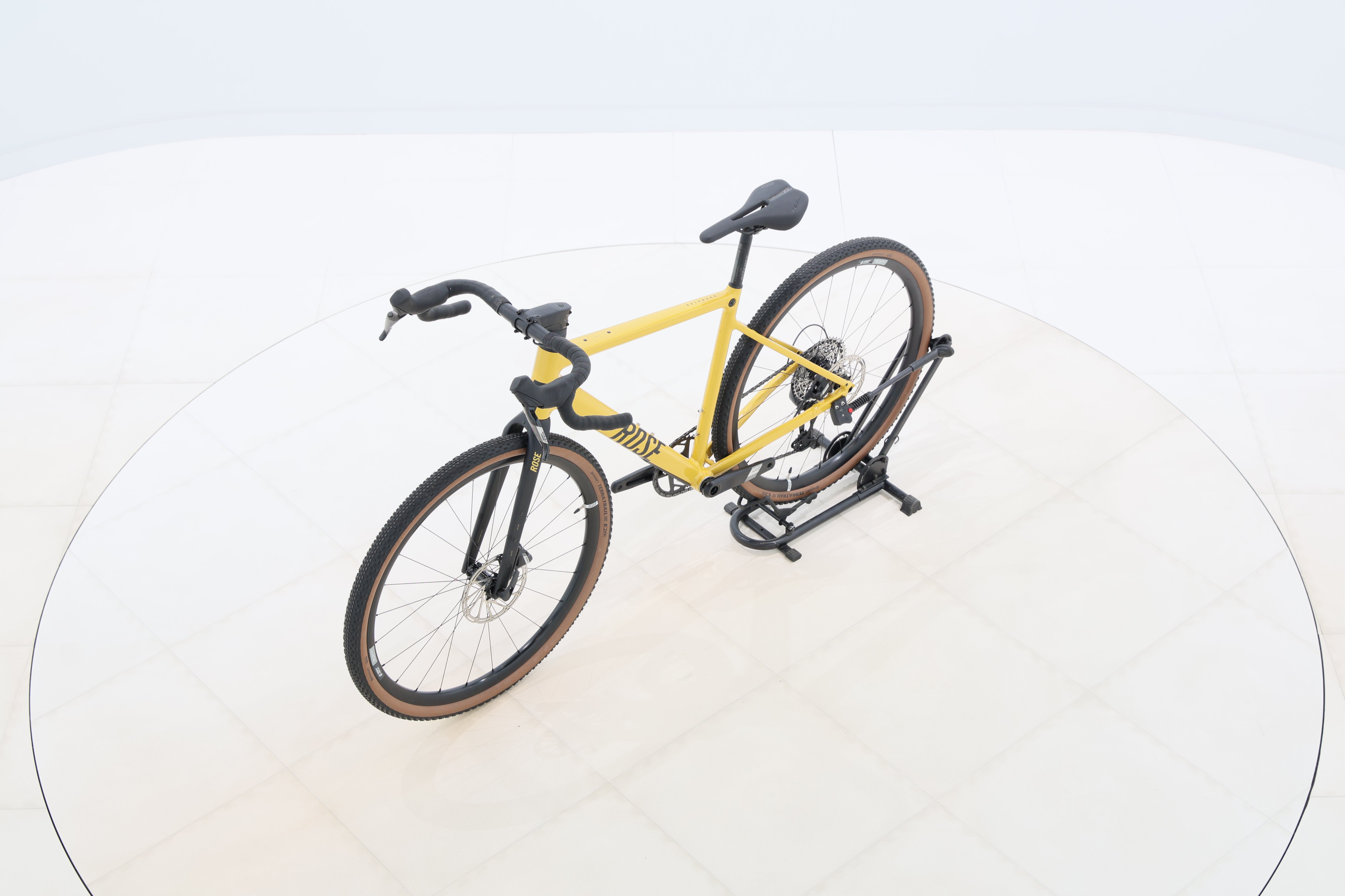 d5e2c768-e1c4-4a8b-91be-a021995d2c1f