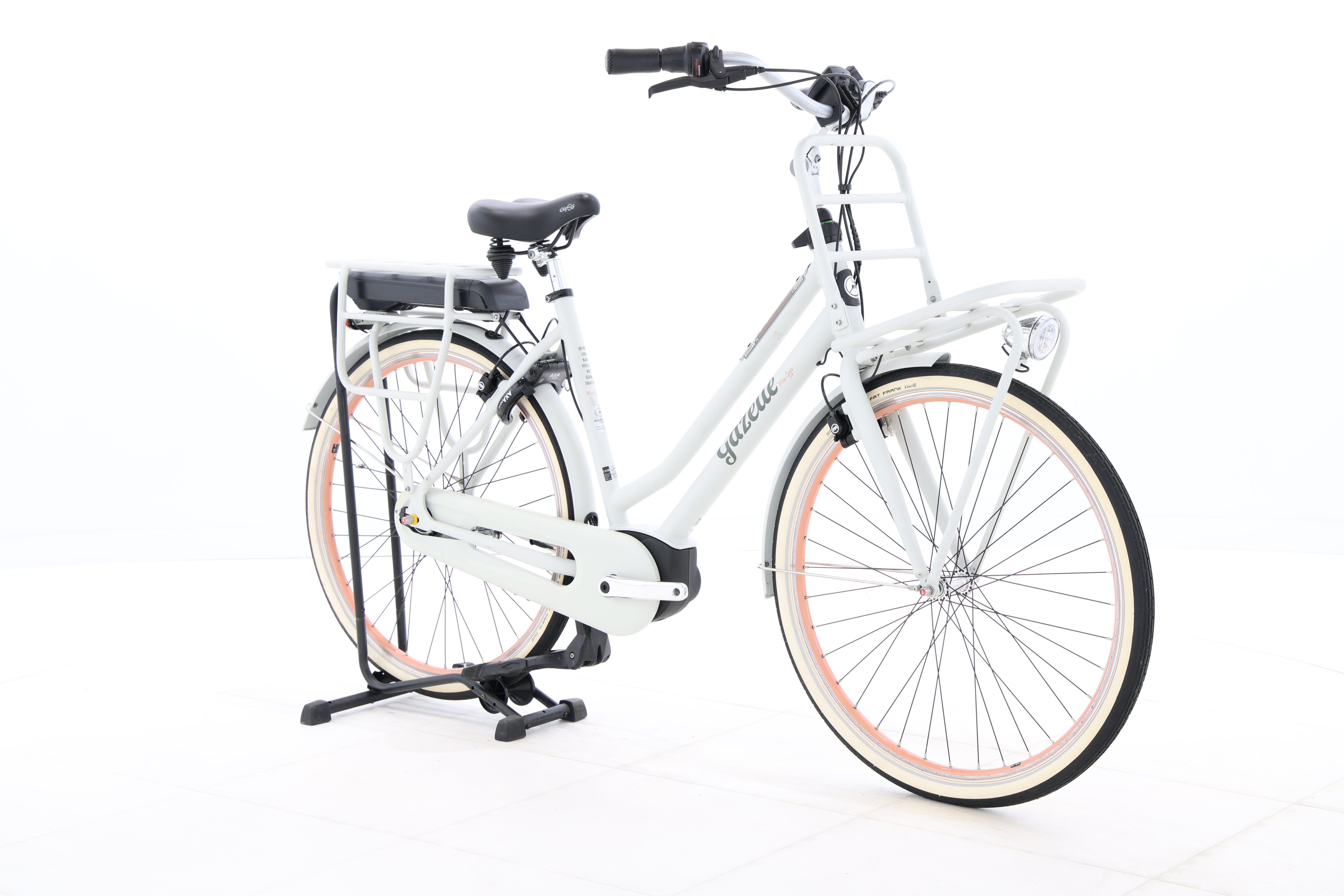 aef33dfc-7970-415d-a1e4-7c1abf181928