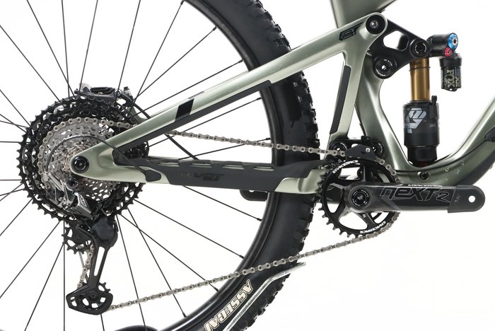 Pivot Switchblade Team XTR 2024