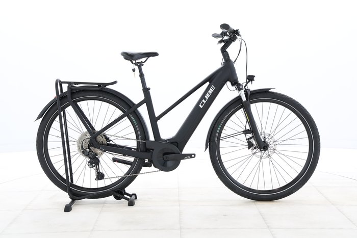 Cube TOURING HYBRID PRO 625 2024